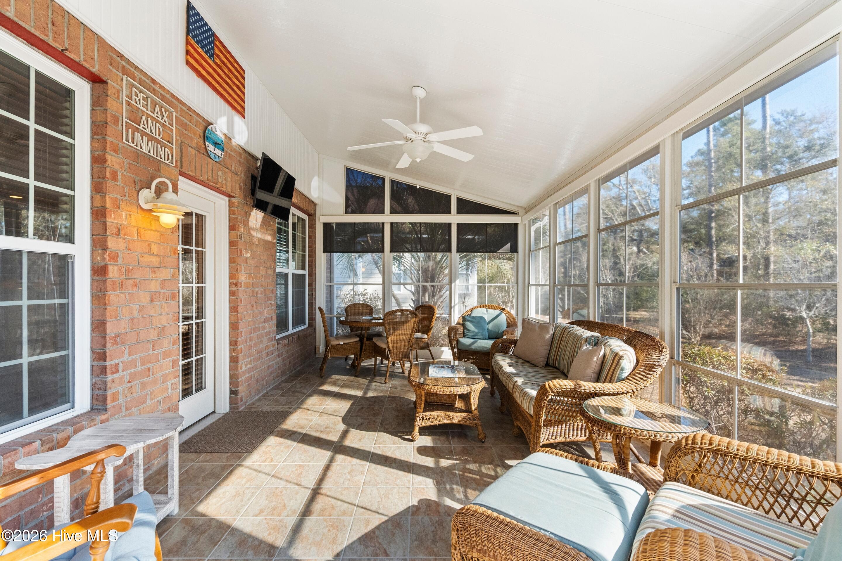 100550560 | Photo 57