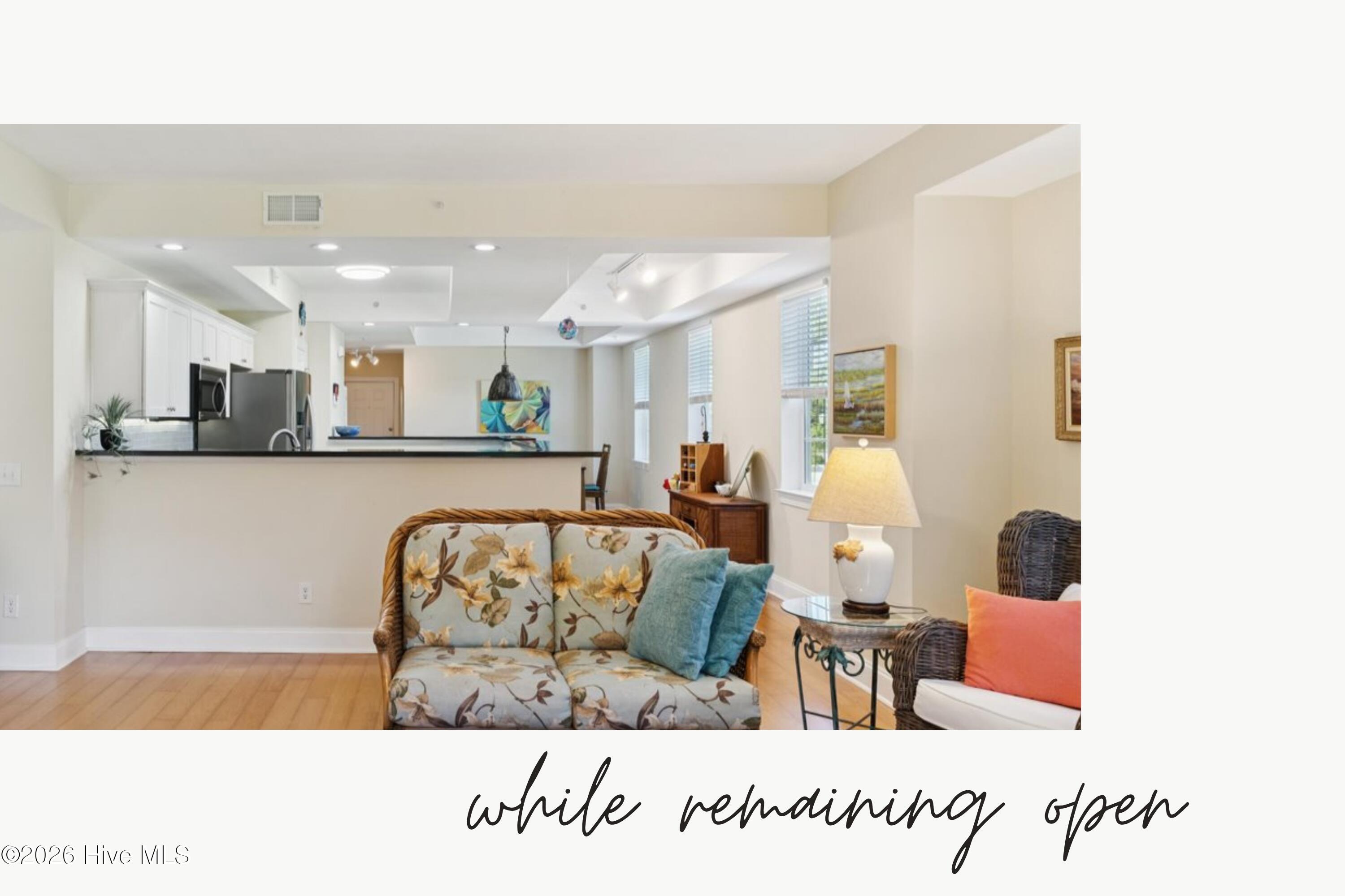 100553393 | Photo 28