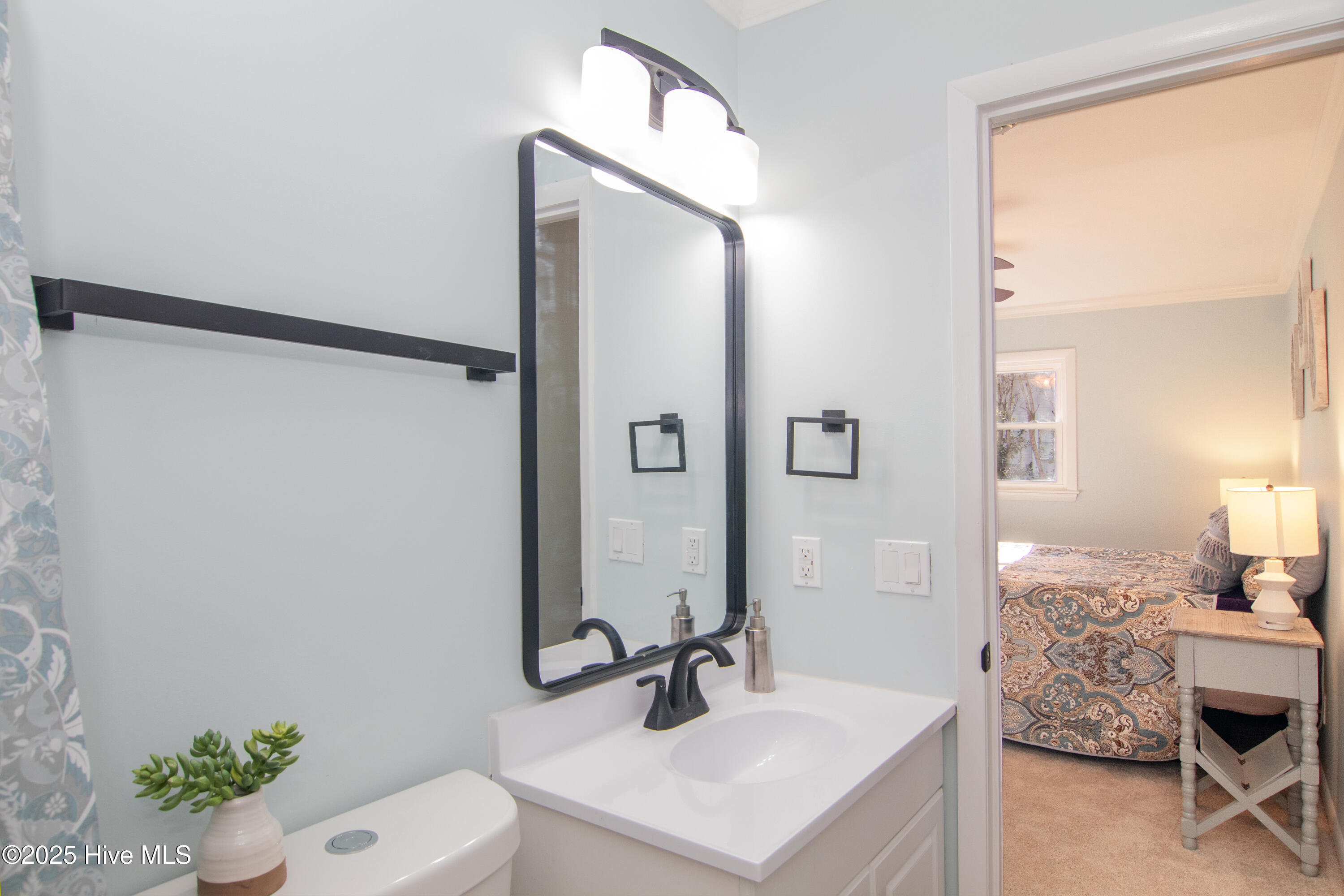 100545586 | Photo 23