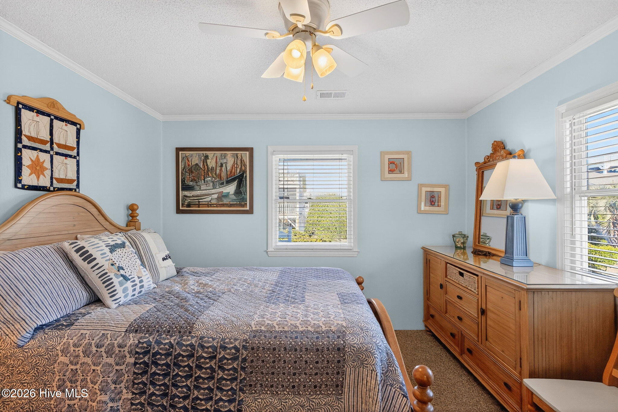 100554629 | Photo 28