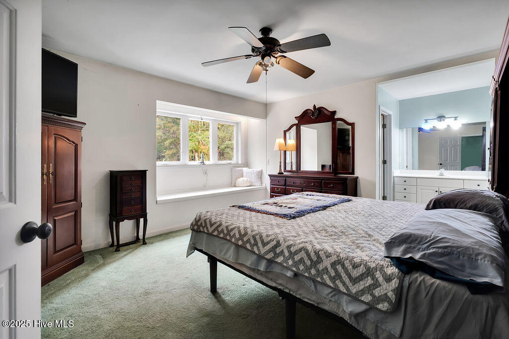 100532322 | Photo 24