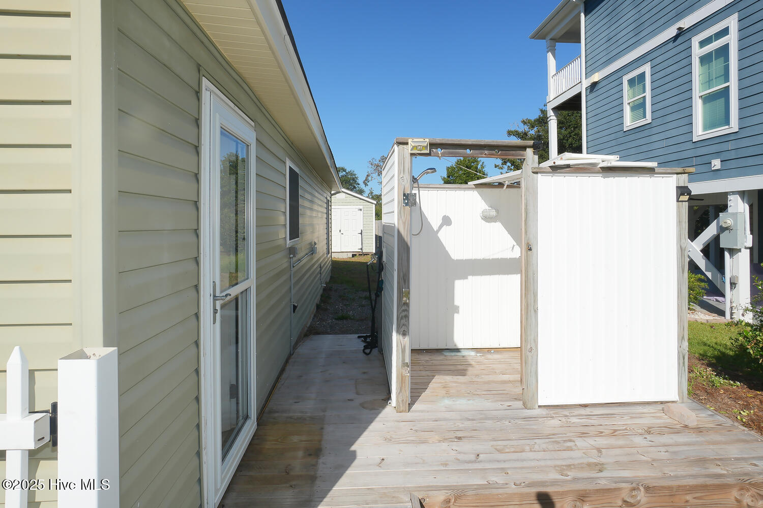 100534468 | Photo 16