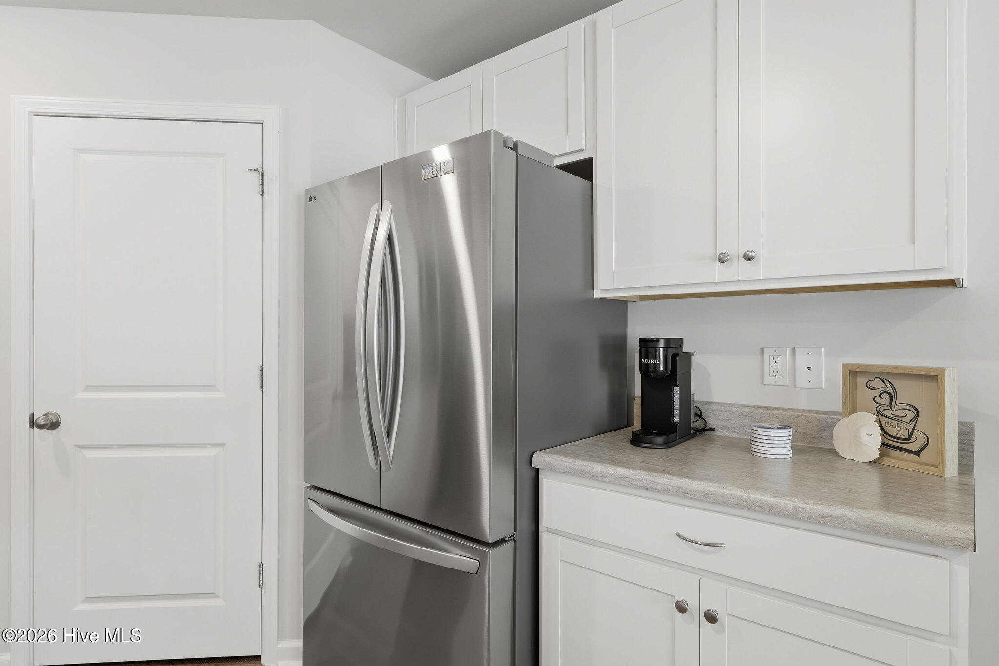 100568433 | Photo 18