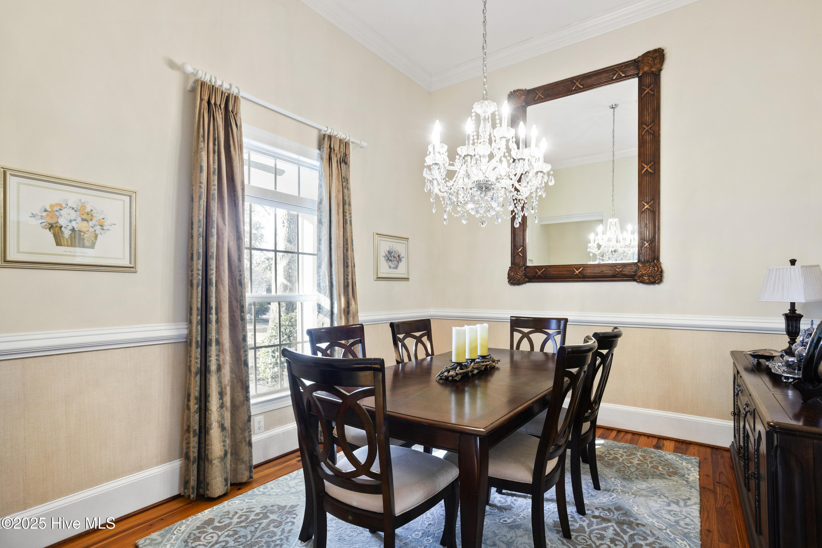 100550933 | Photo 13