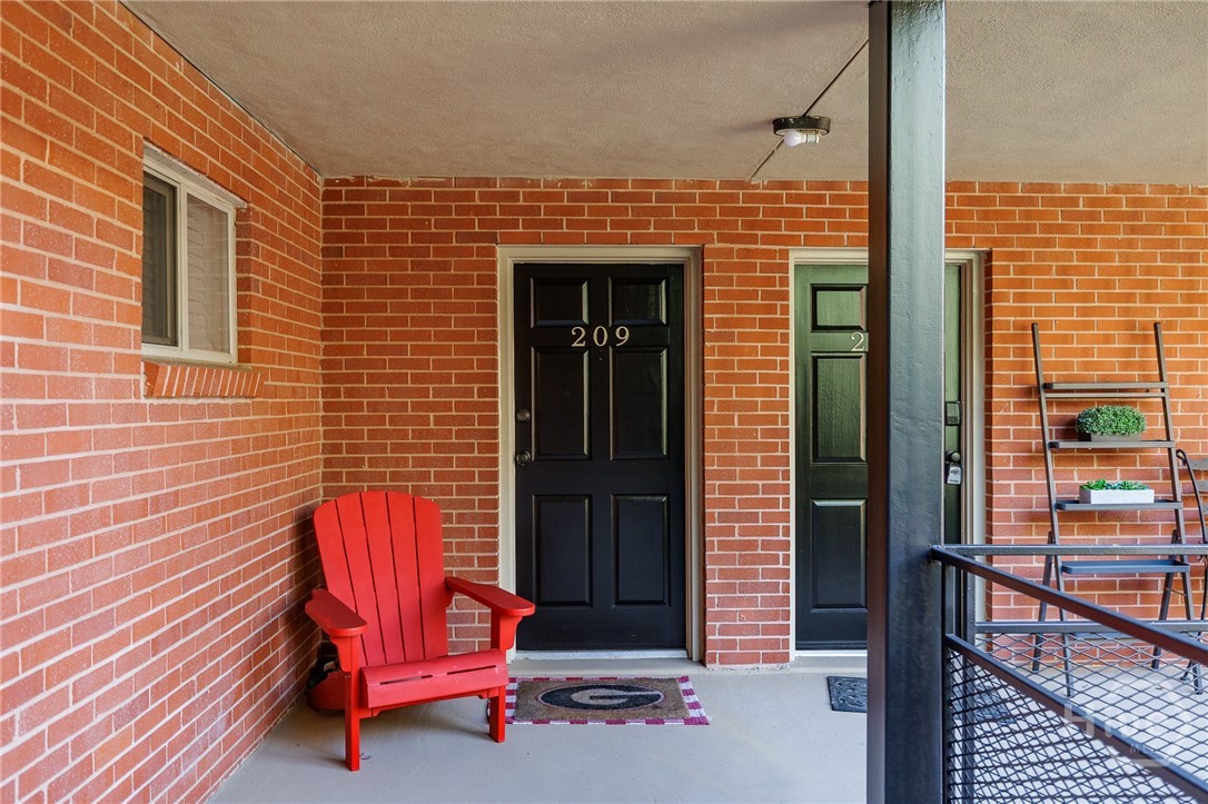 250 Little Street A209