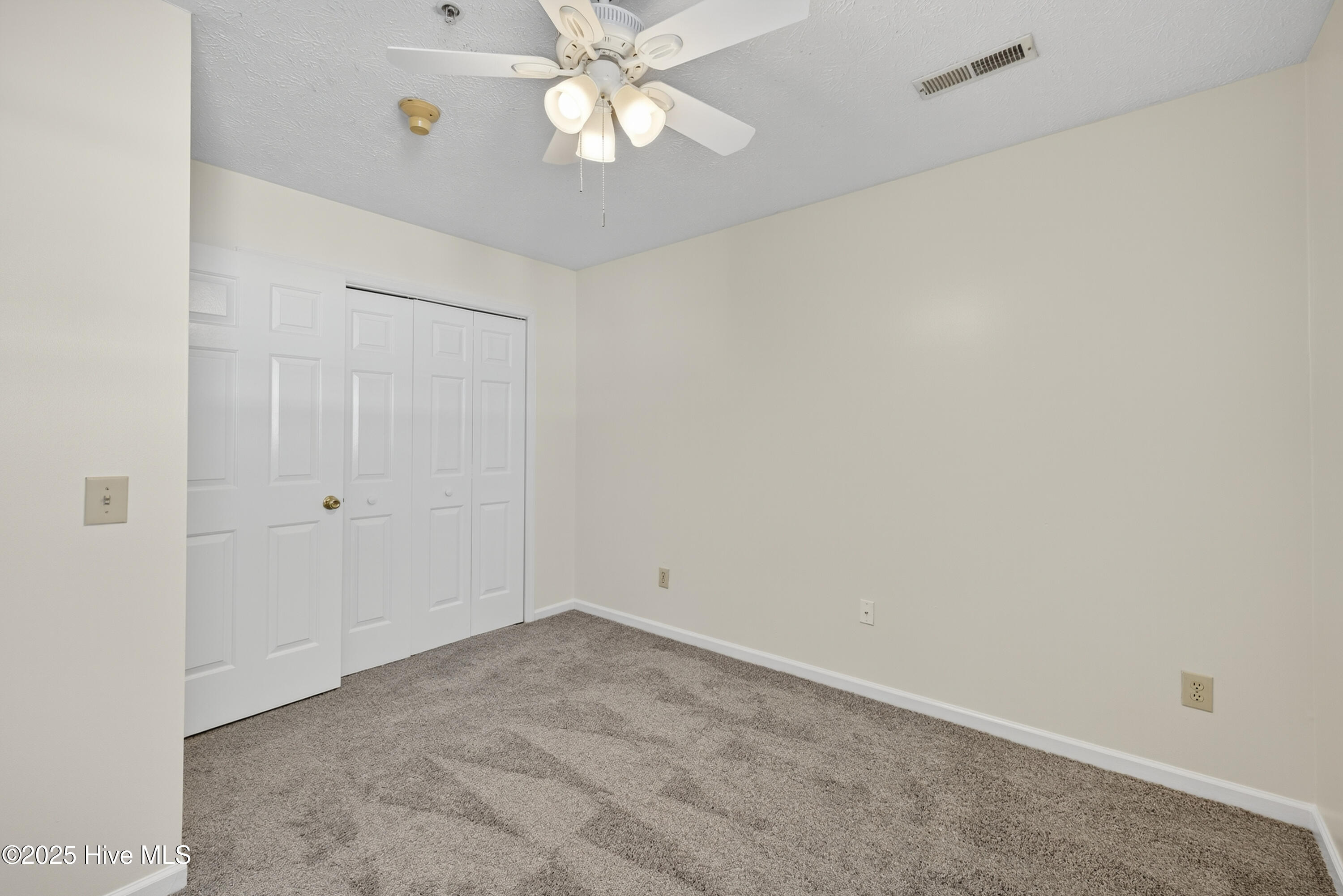 100541099 | Photo 20