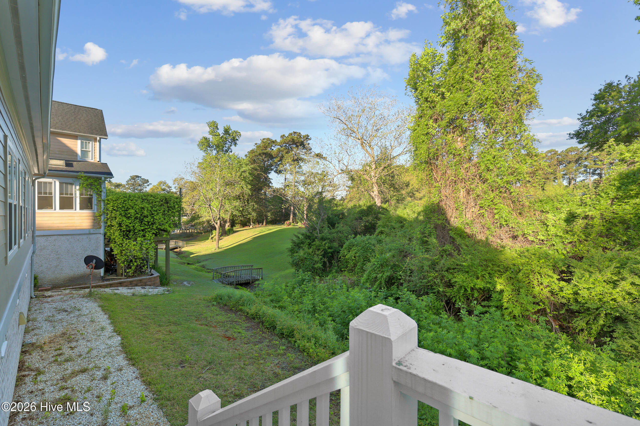 100567096 | Photo 62