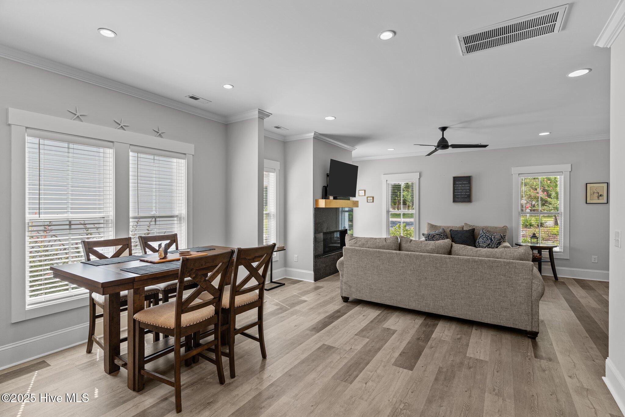 100517876 | Photo 39