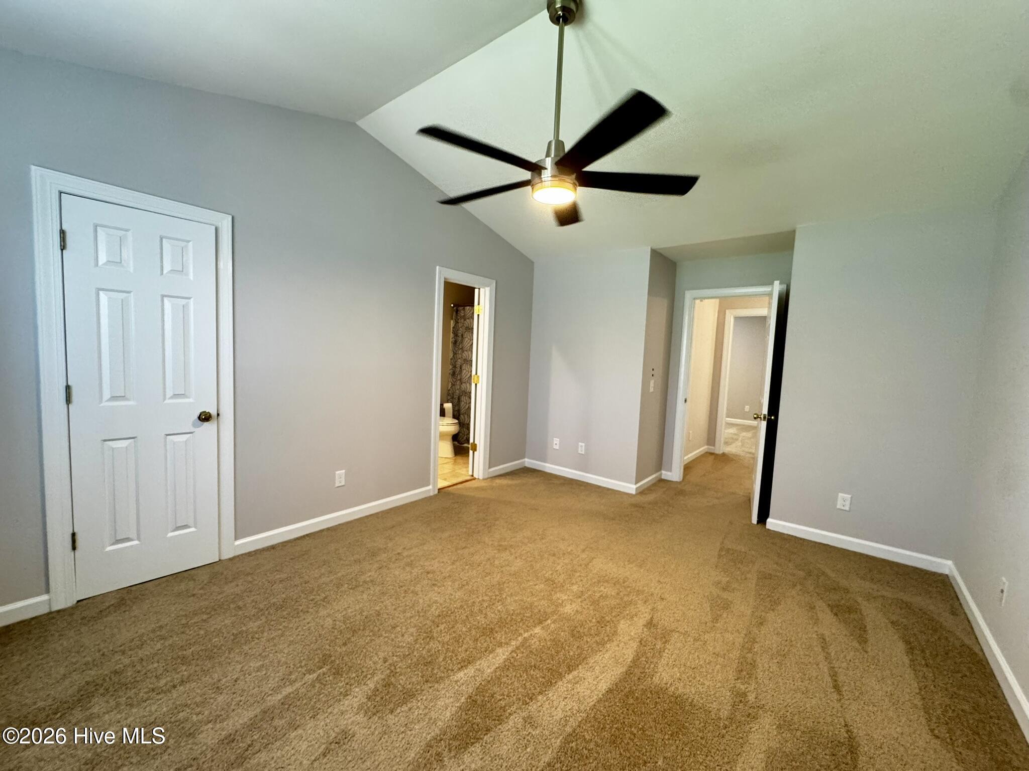 100550960 | Photo 14