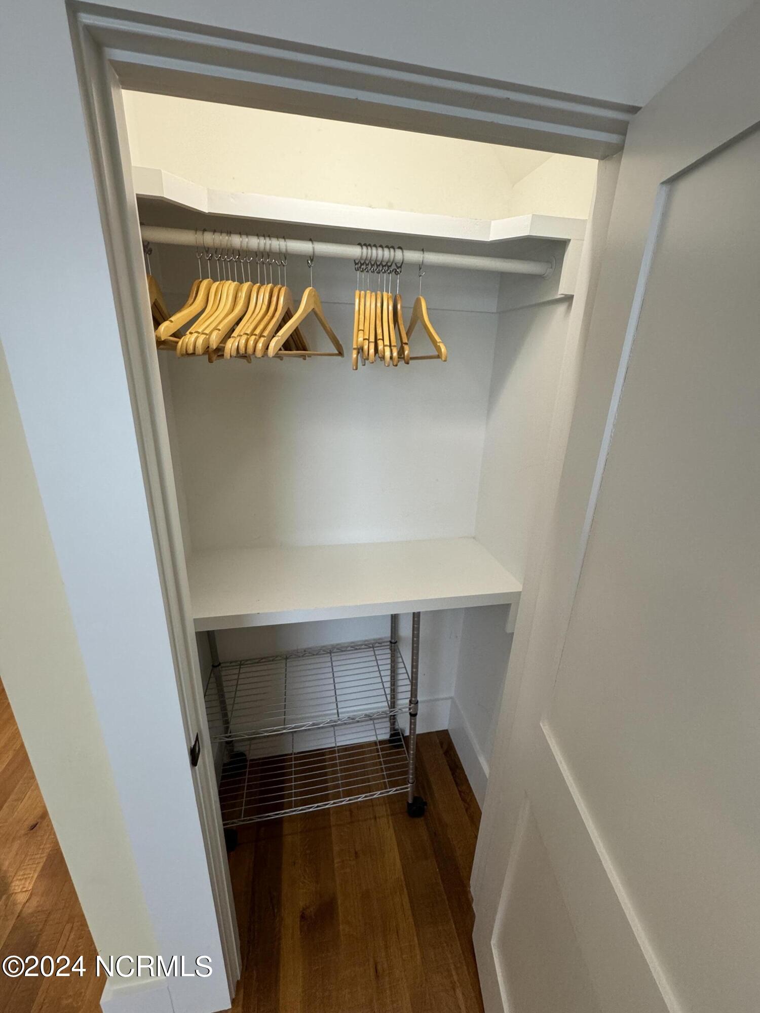 100555381 | Photo 27