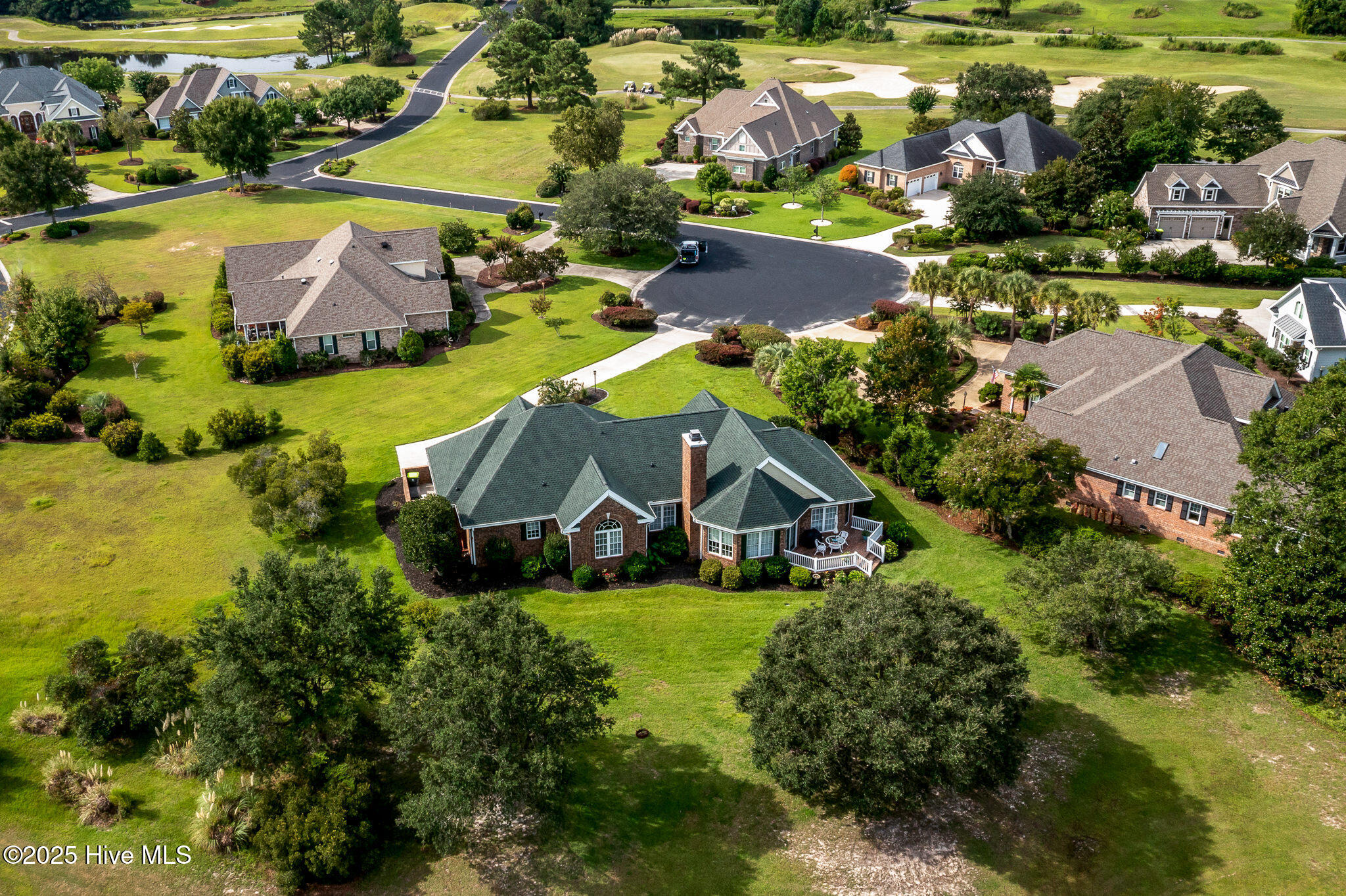 100528098 | Photo 42