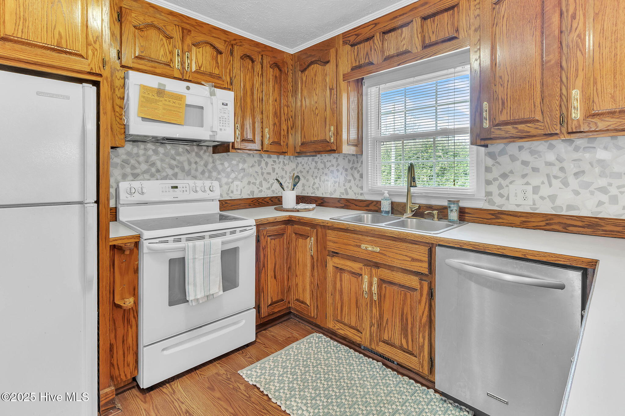 100546241 | Photo 12