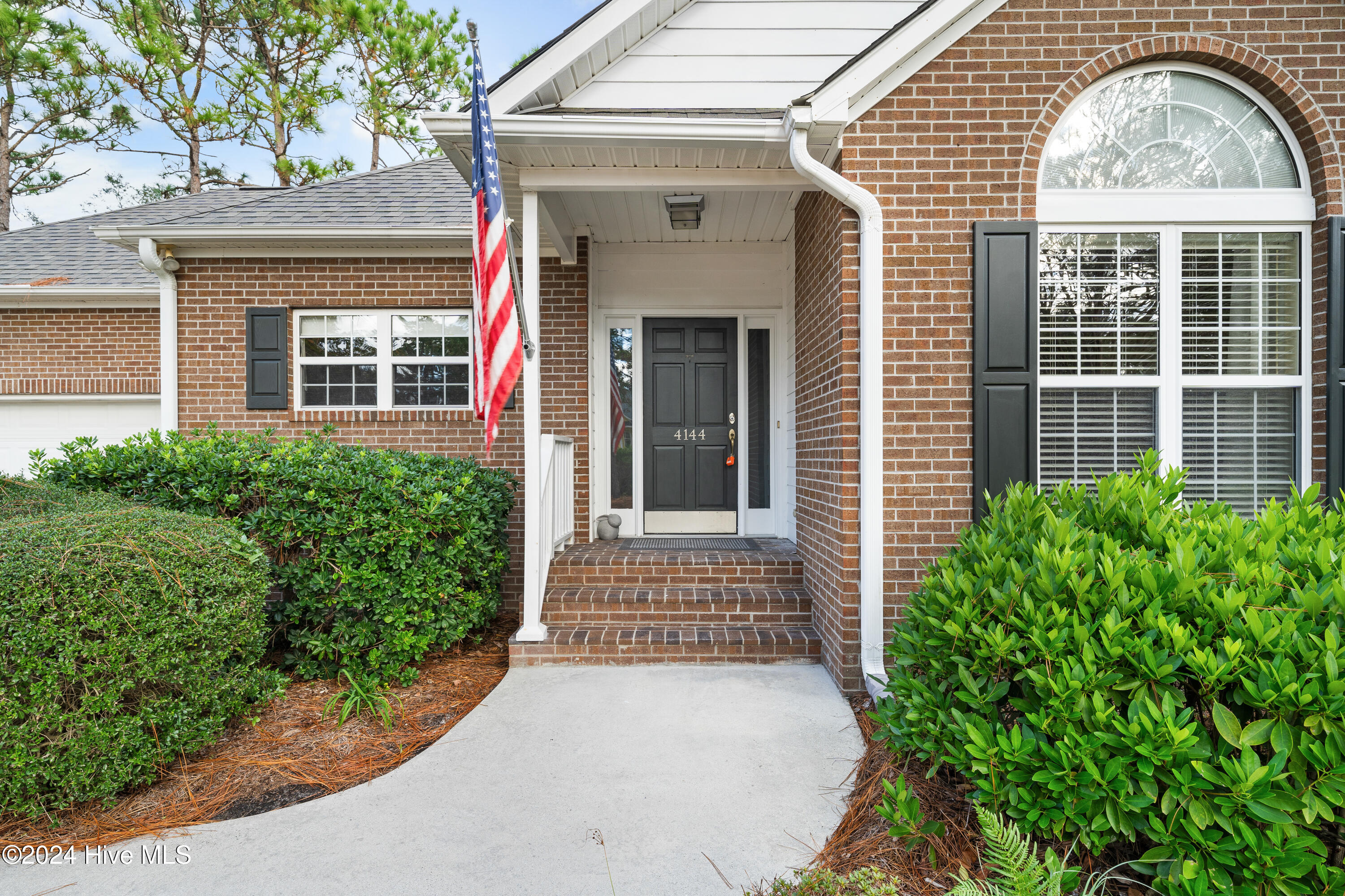 4144 Amblestone Way SE, Southport, NC 28461 – photo 2: 4144AmblestoneWay-206