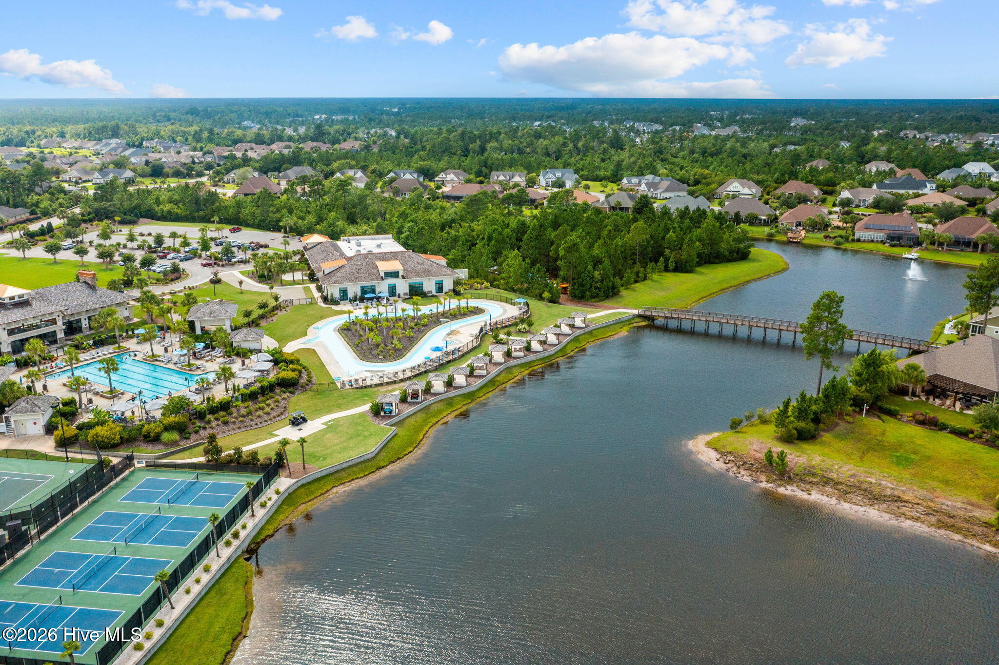 100568496 | Photo 67