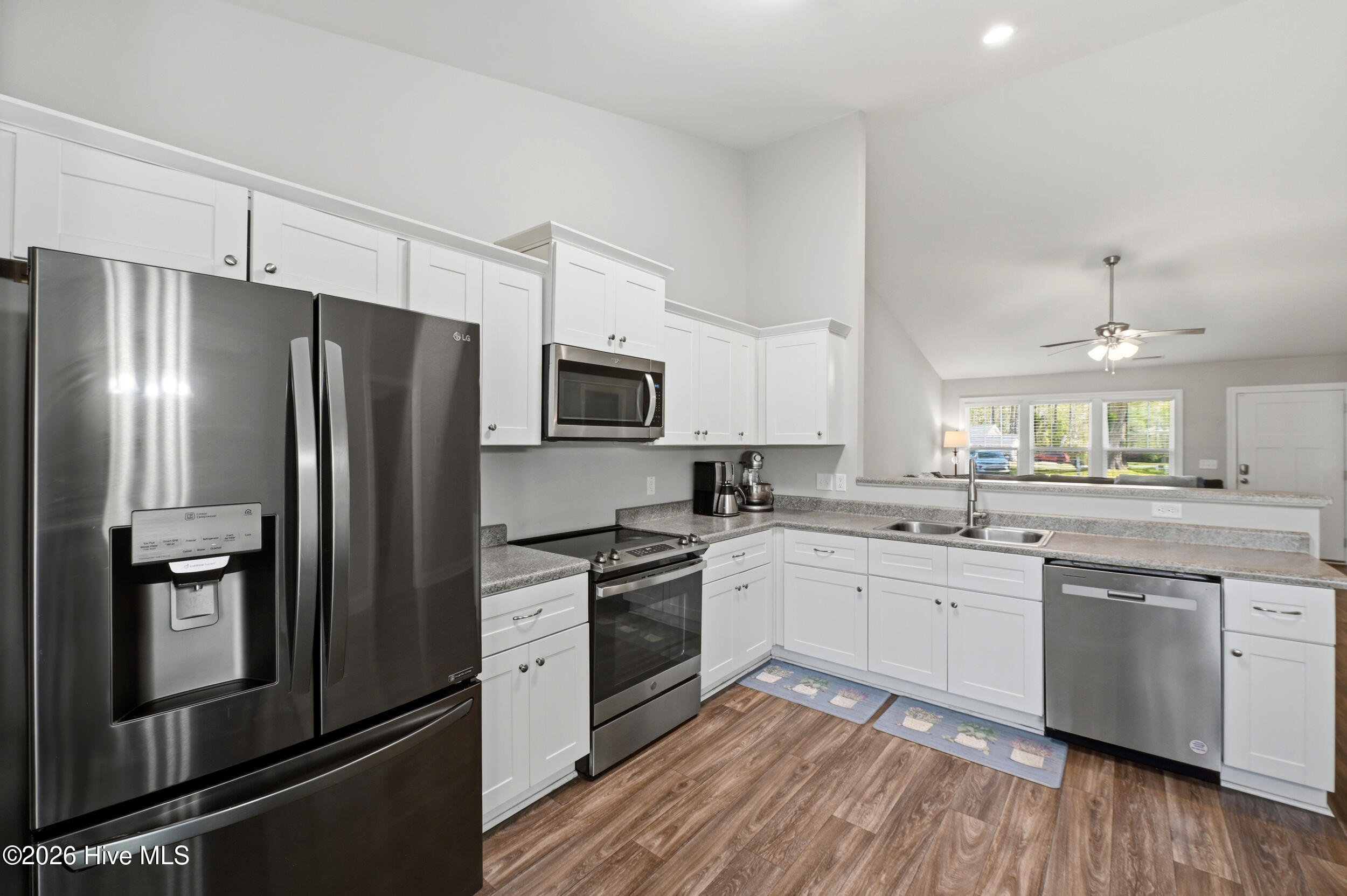 107 Milam Court, Burgaw, NC 28425 – photo 11: 11_107_milam_ct_011