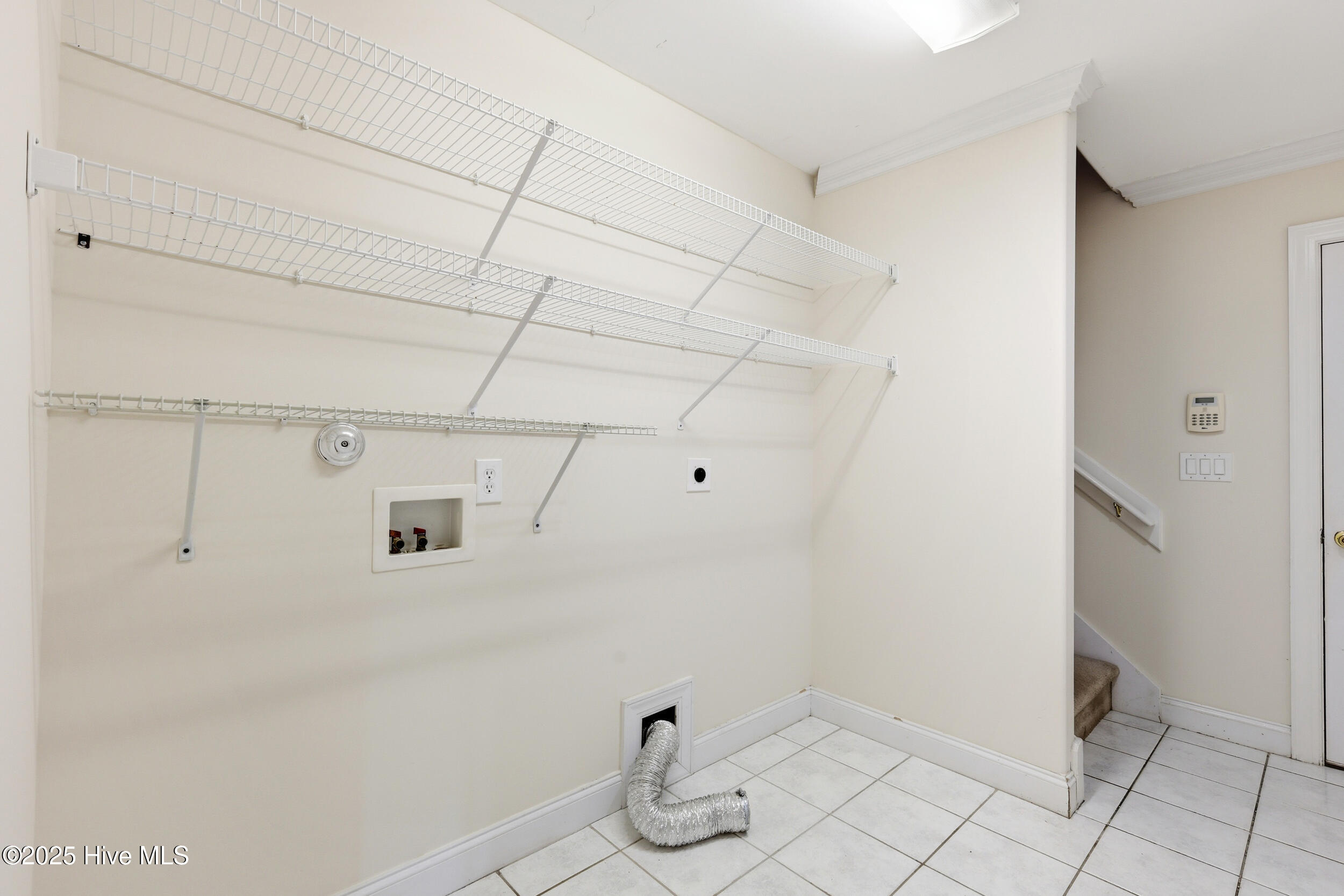 100536932 | Photo 19