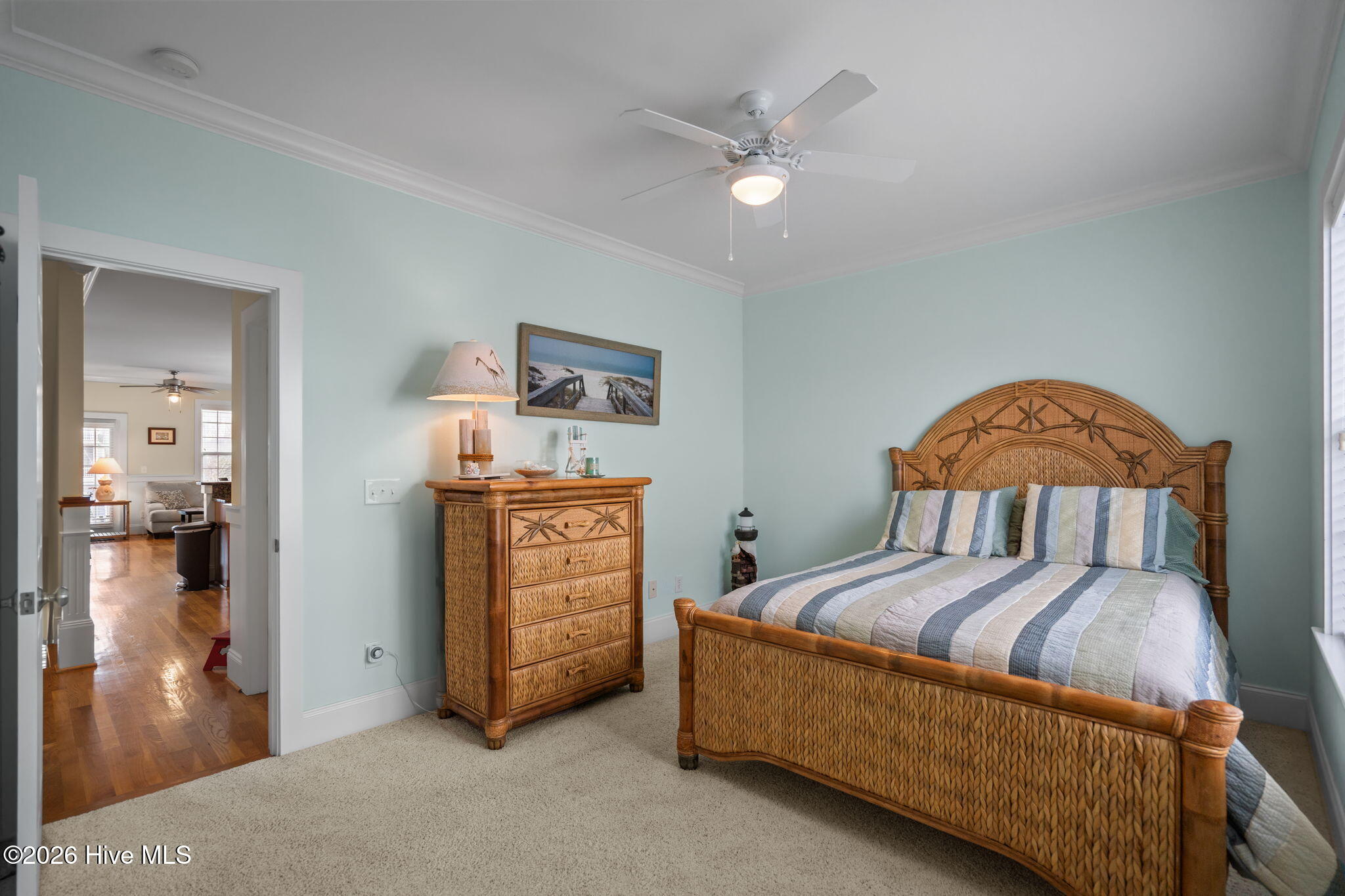 100561147 | Photo 28