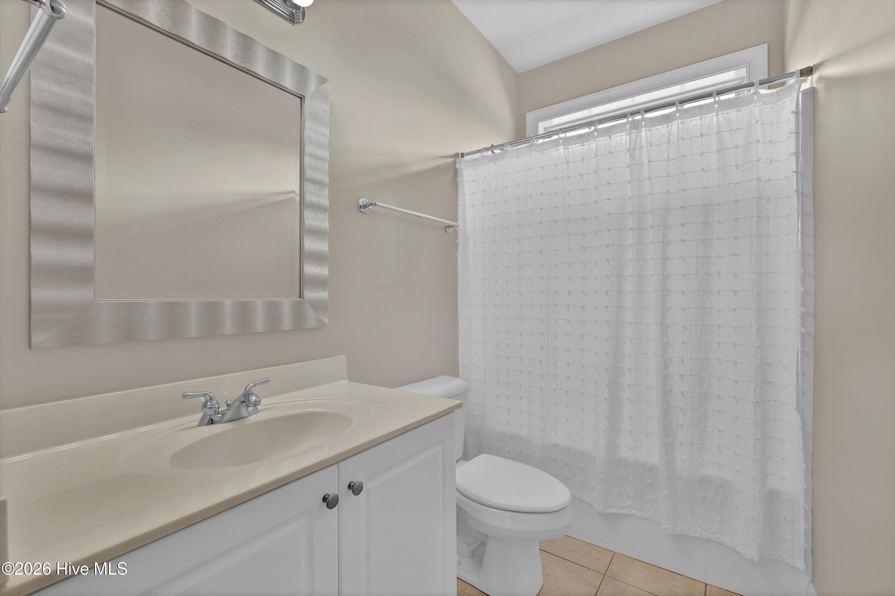 100567268 | Photo 31