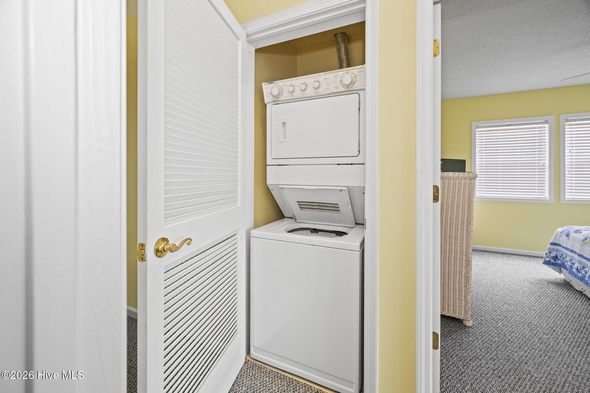 100566433 | Photo 23