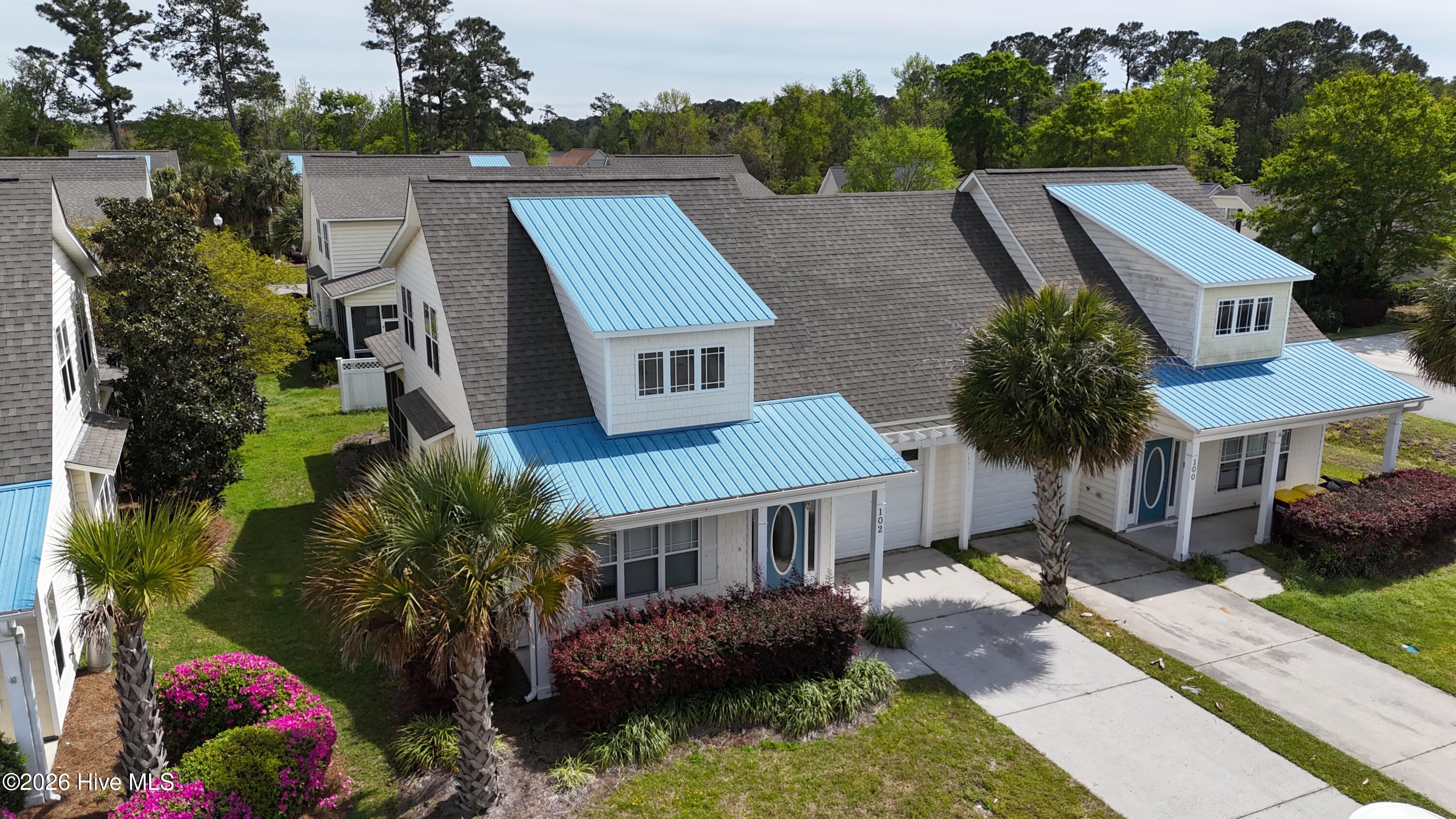 100566234 | Photo 53