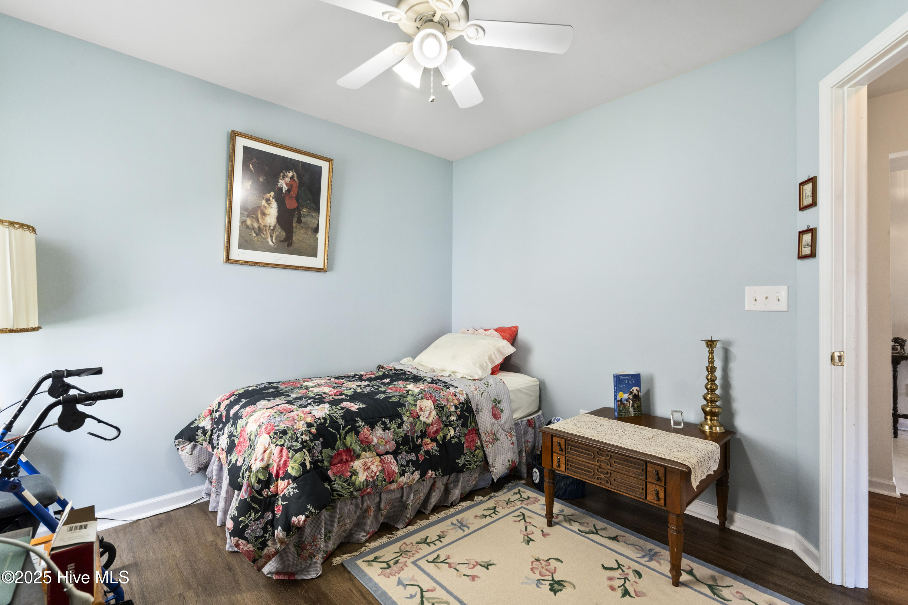 100521862 | Photo 12