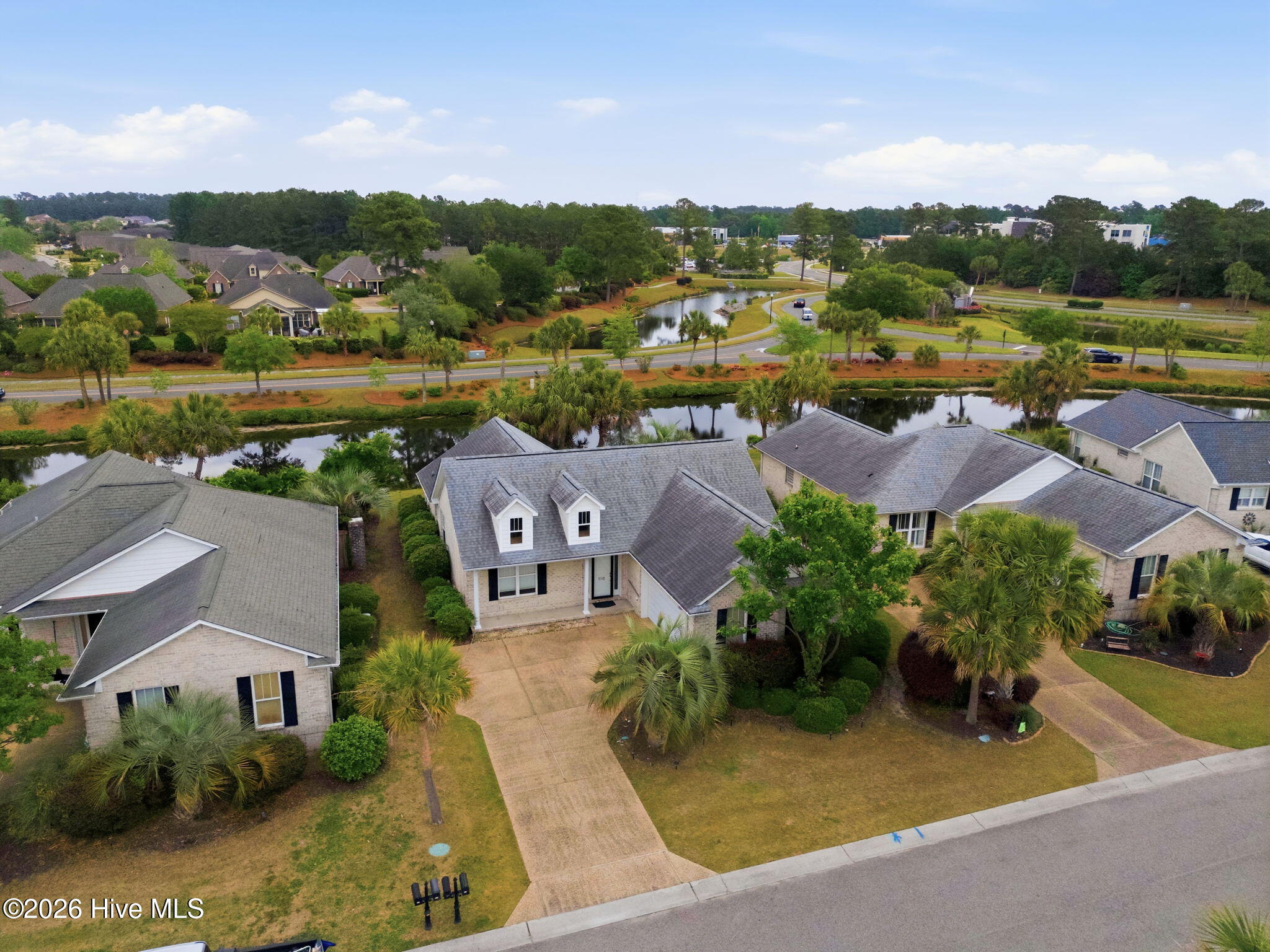 100570673 | Photo 37