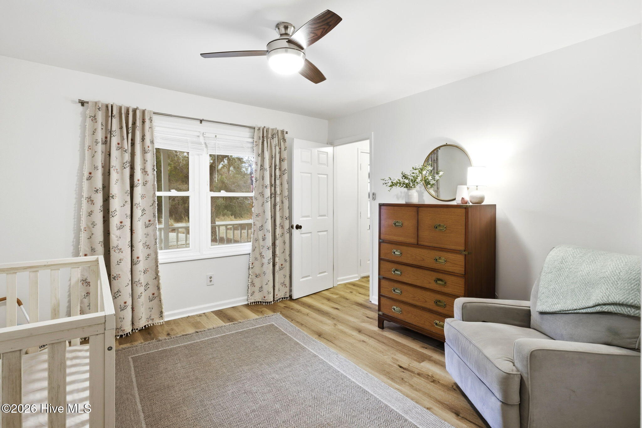 100557062 | Photo 19