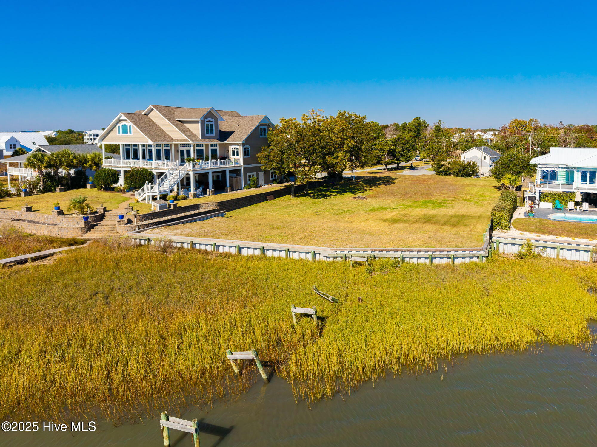 285 Live Oak Drive Road,Newport
