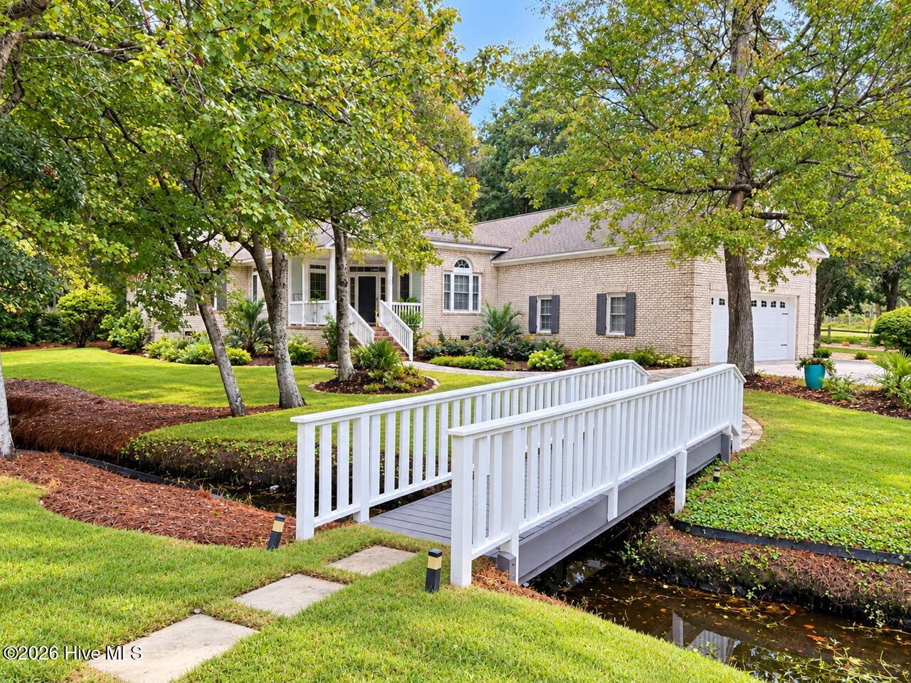 100606080