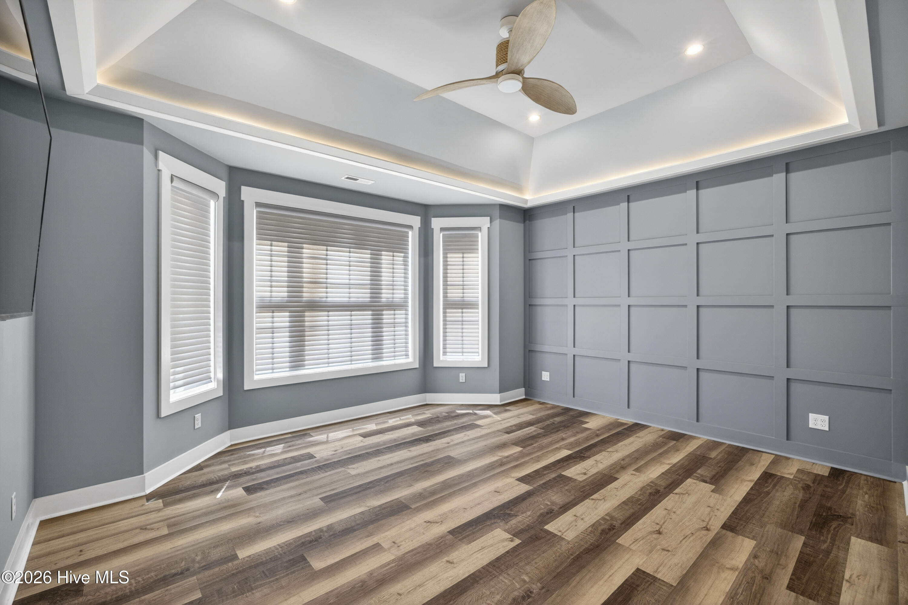 100569496 | Photo 23