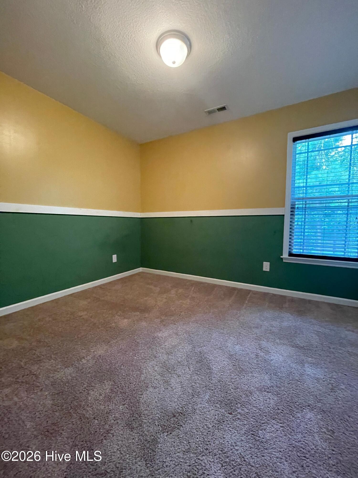 100562553 | Photo 40