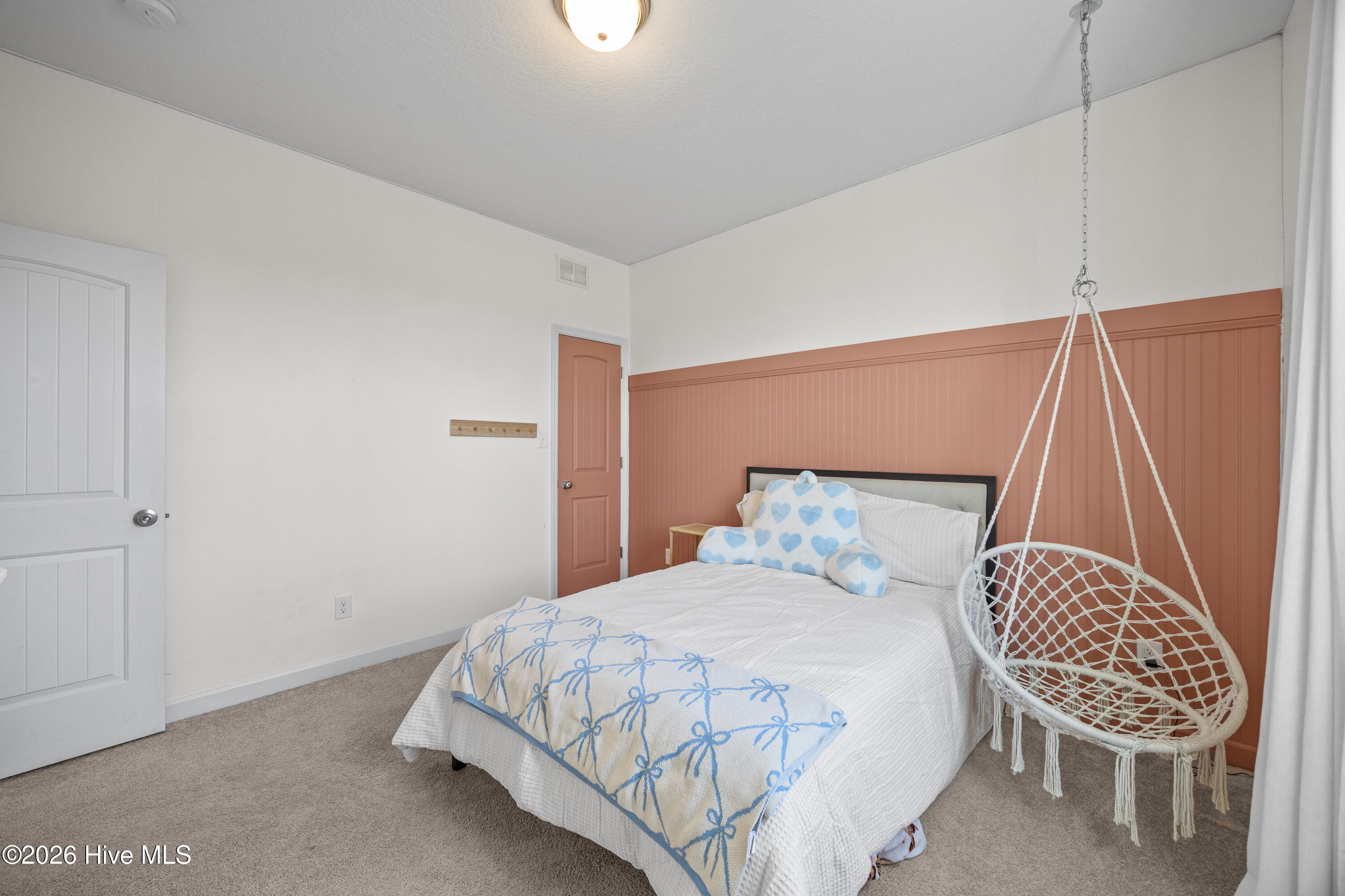 100559534 | Photo 33