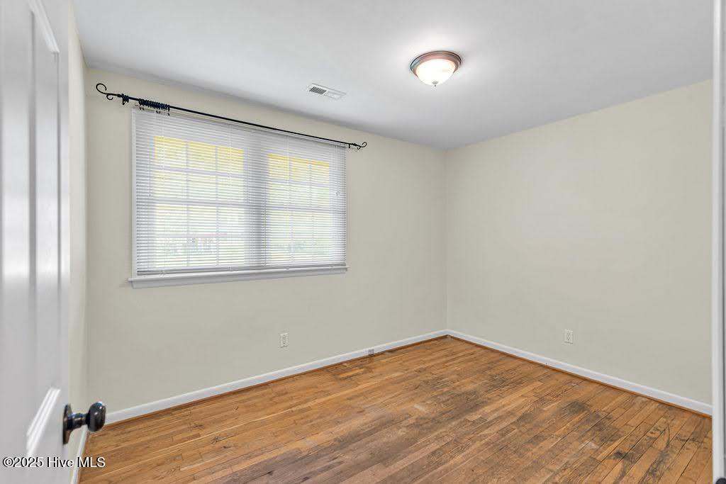 100544286 | Photo 21