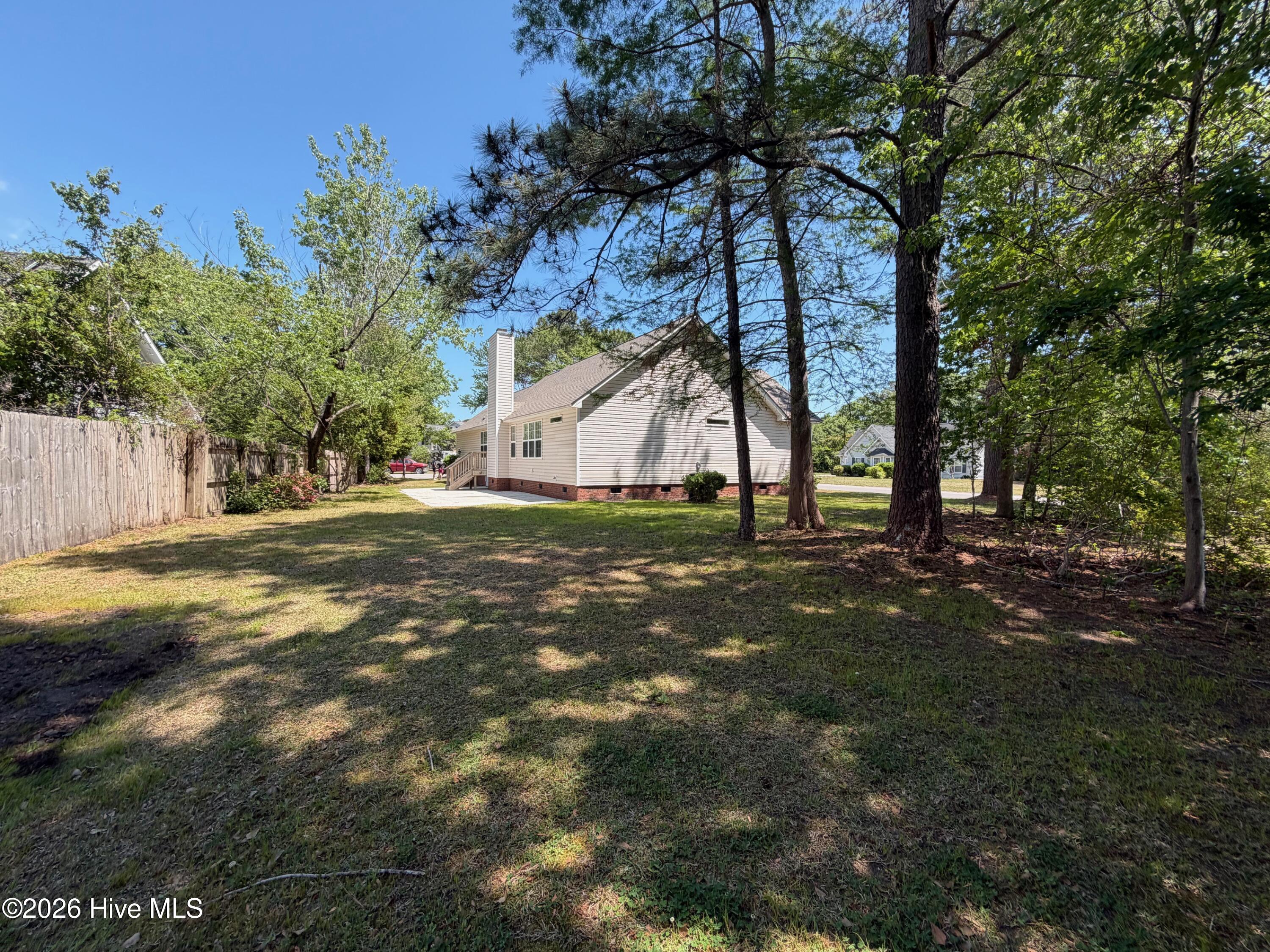 100568177 | Photo 12