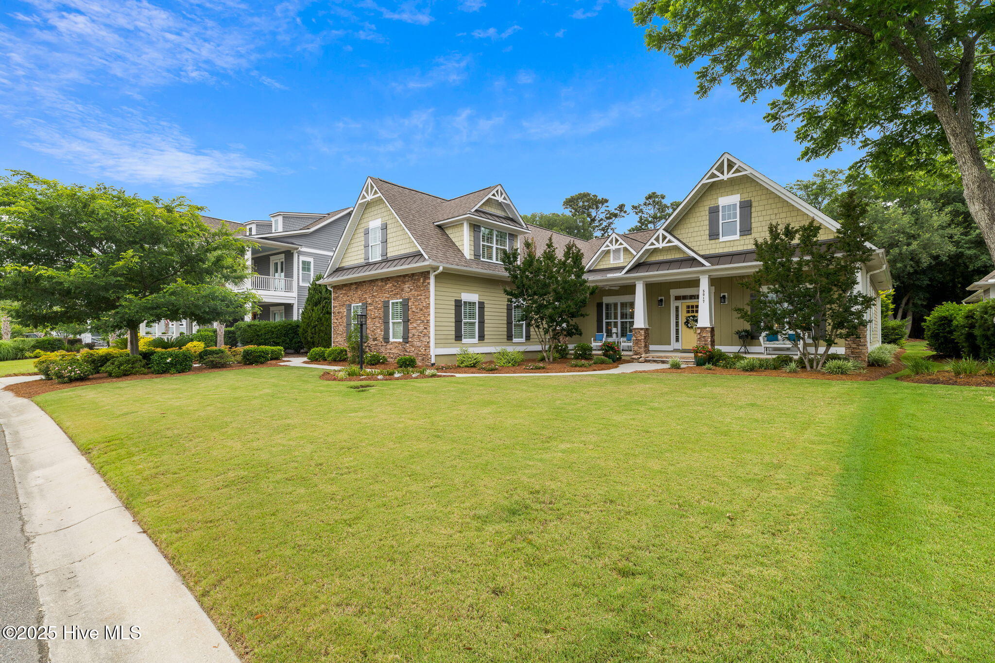 100508421 | Photo 59