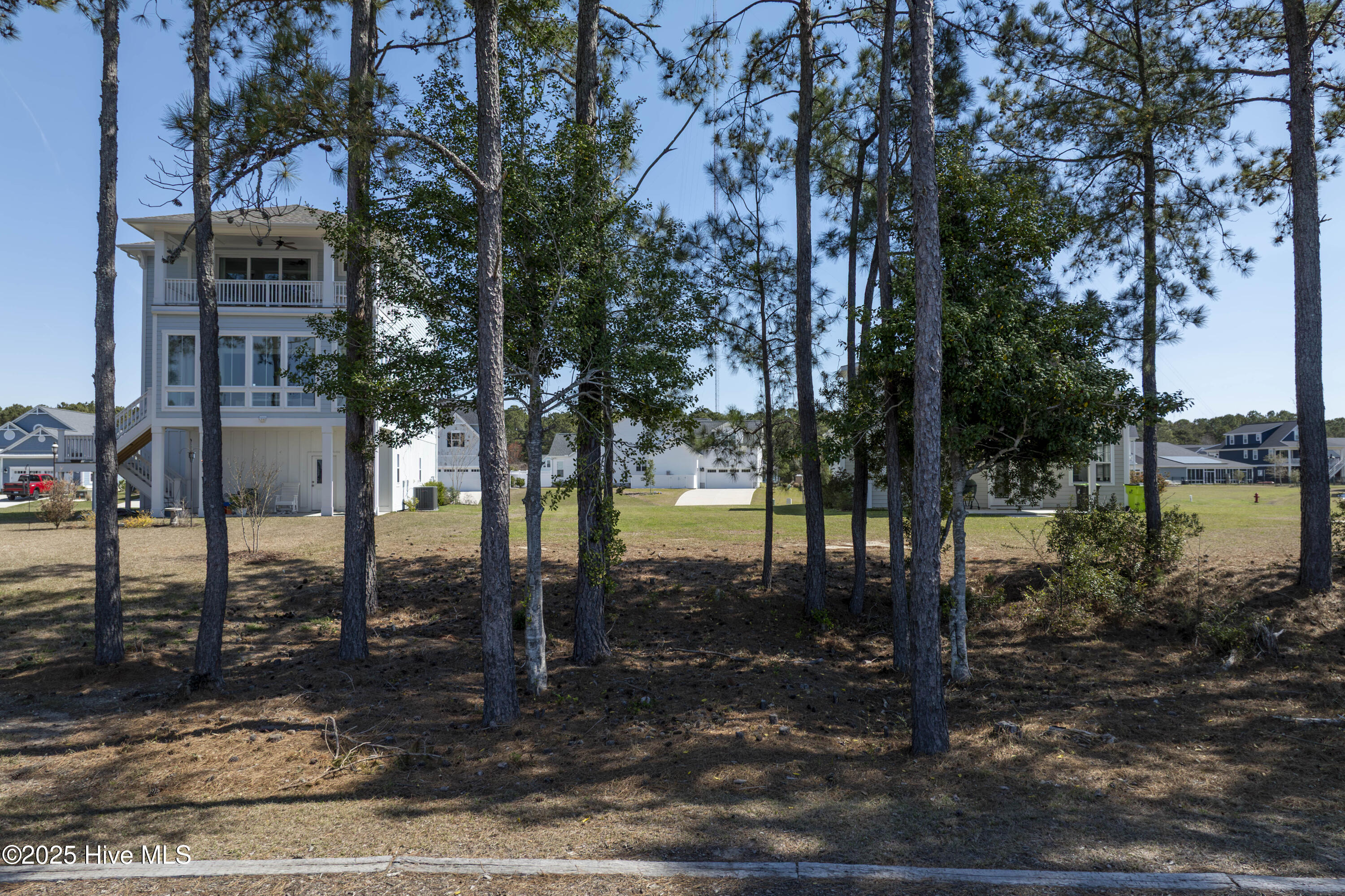 100543712 | Photo 11