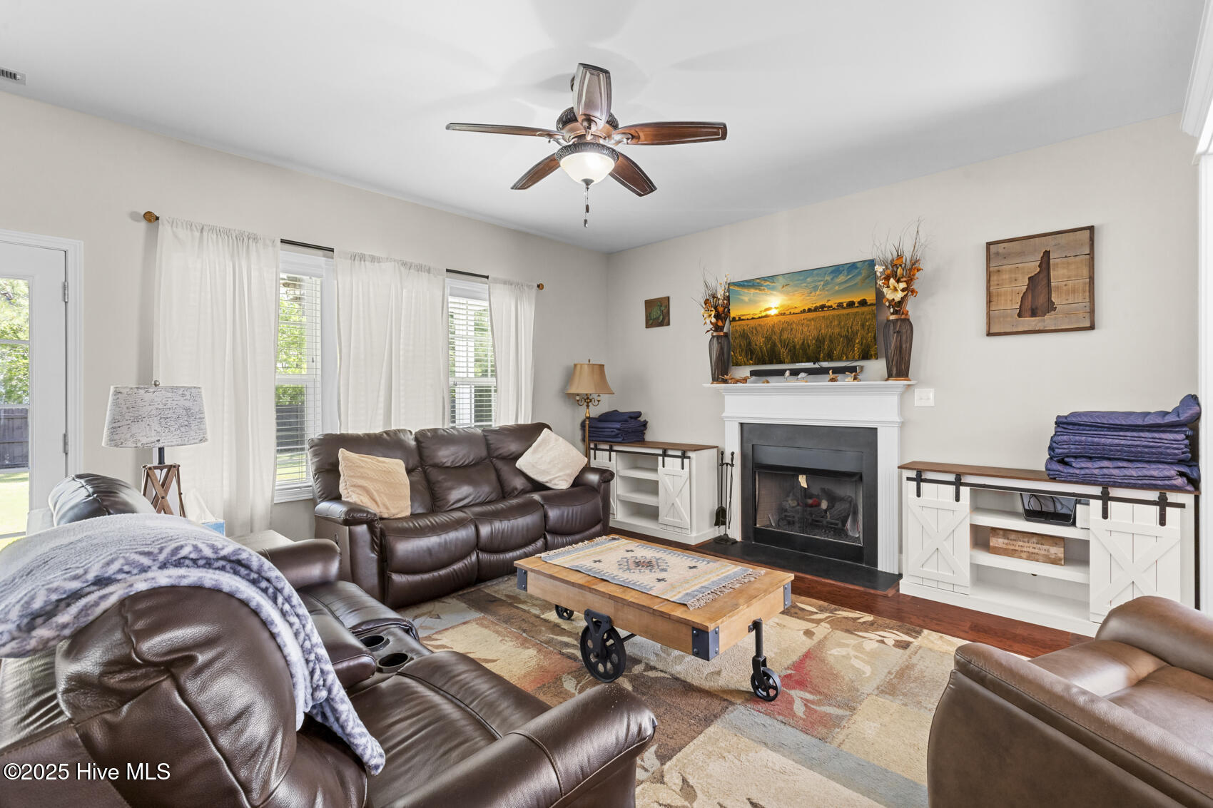 100501519 | Photo 17