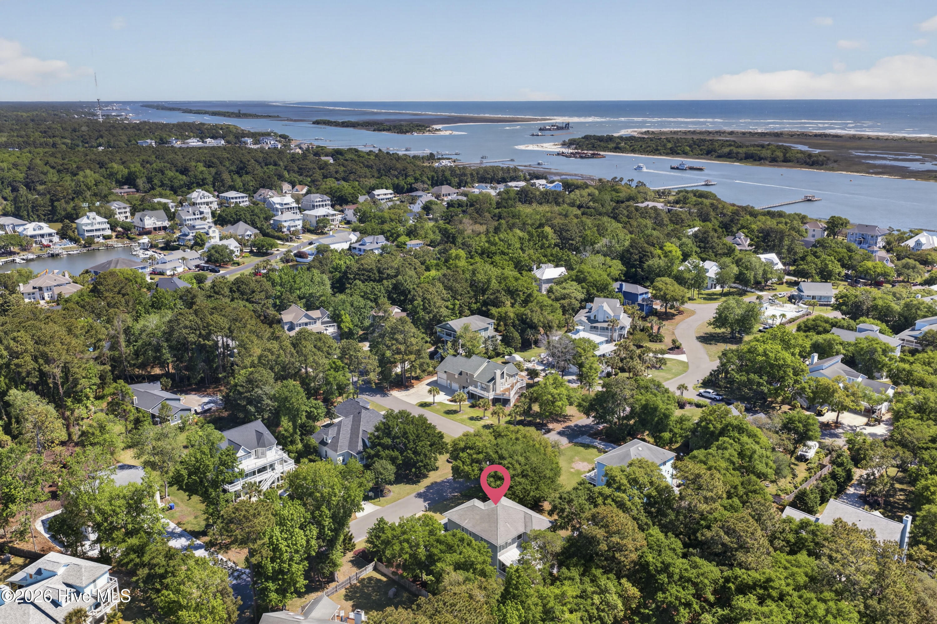 100570117 | Photo 60