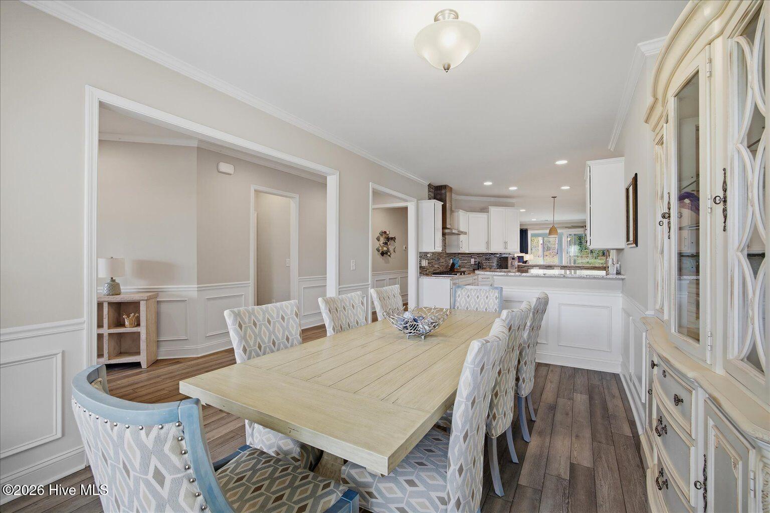 100564841 | Photo 10