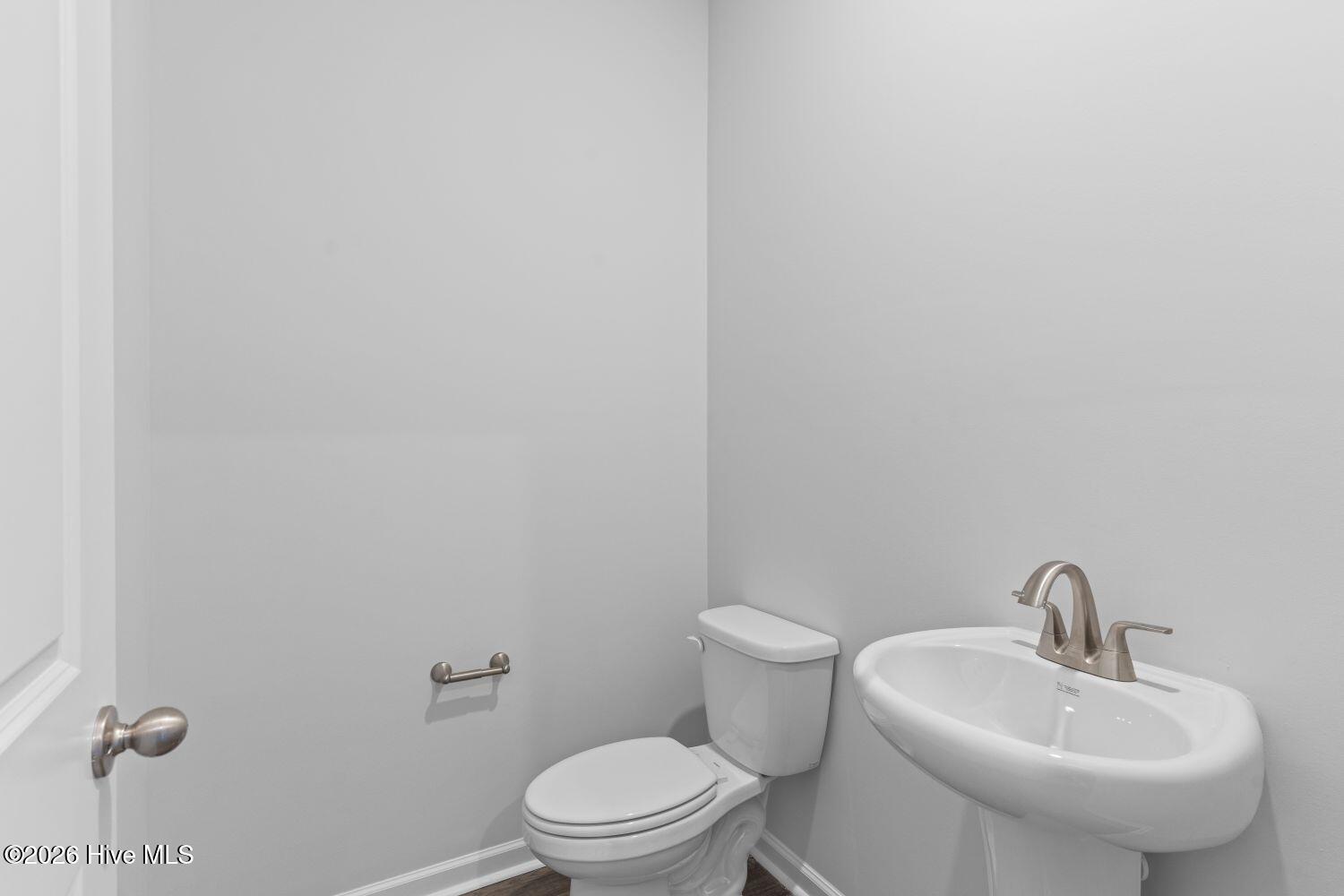 100535209 | Photo 45