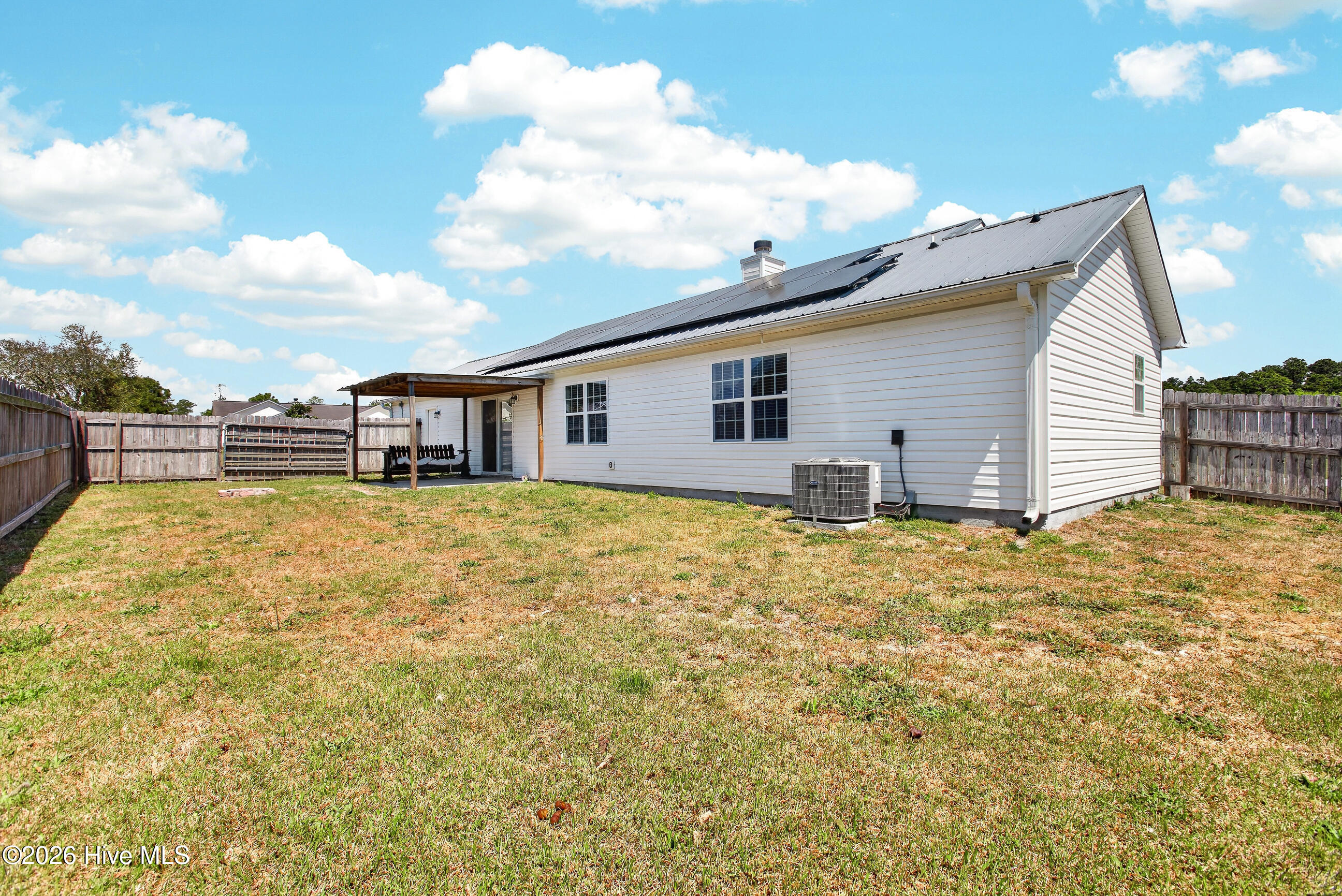 100566610 | Photo 26