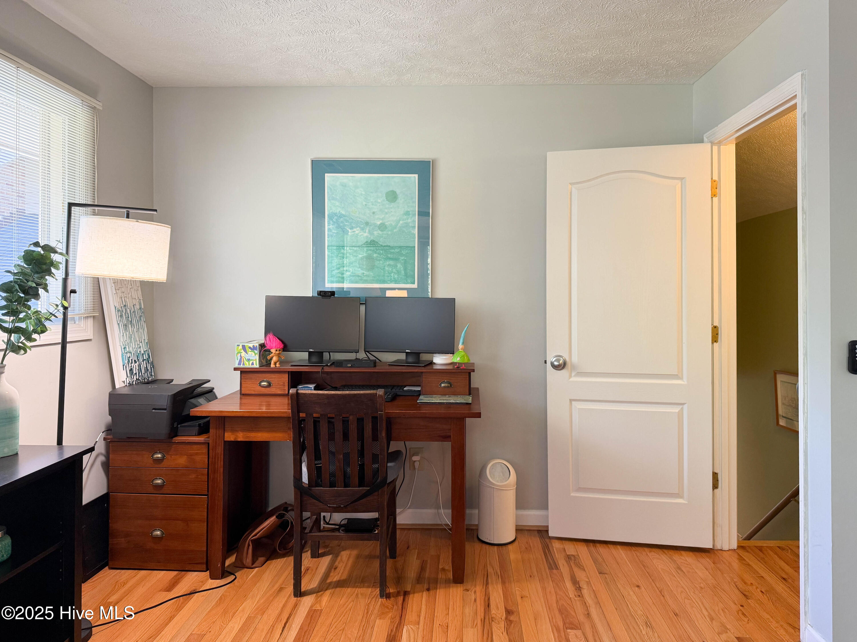 100538841 | Photo 54