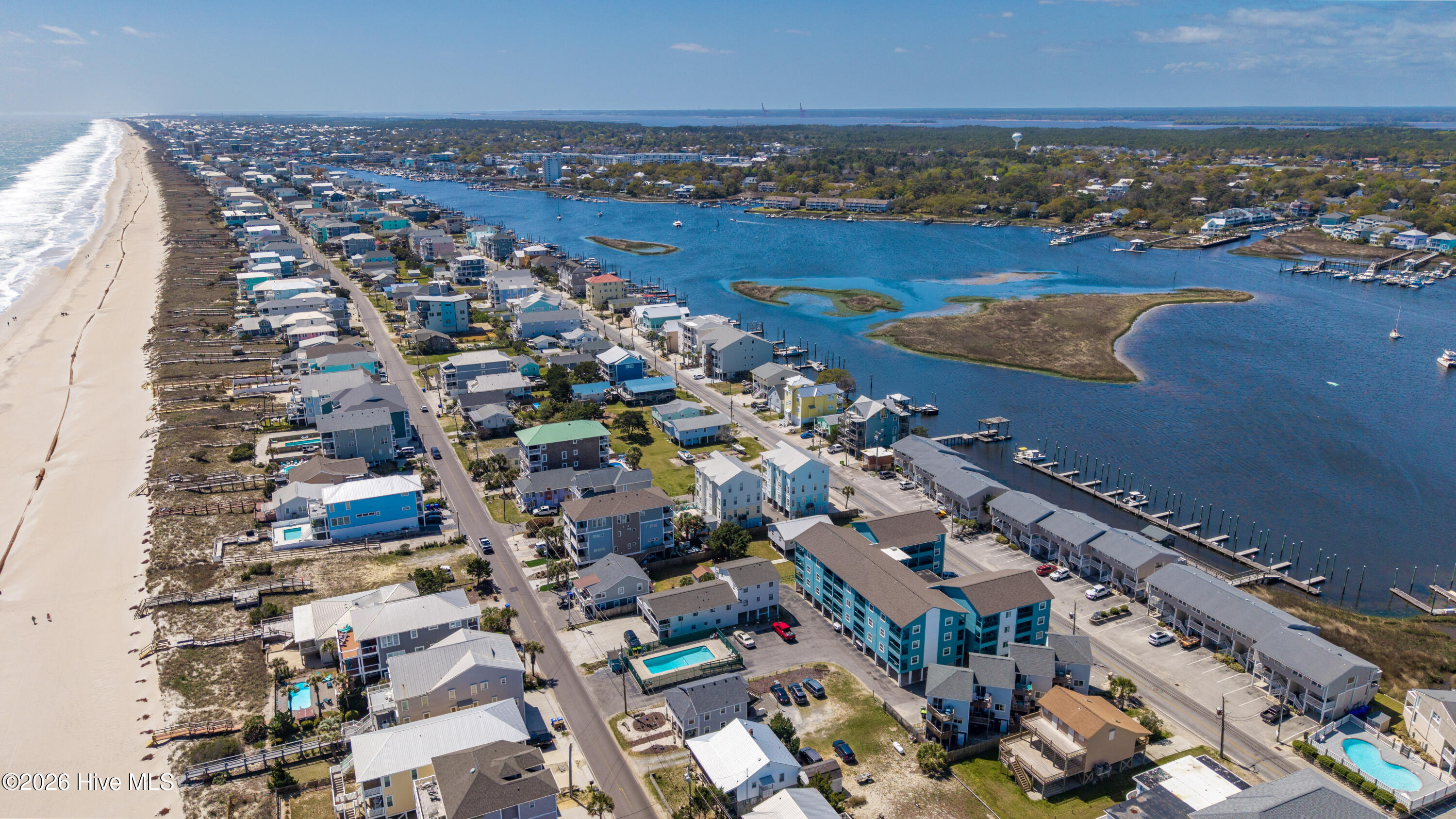 100557922 | Photo 38