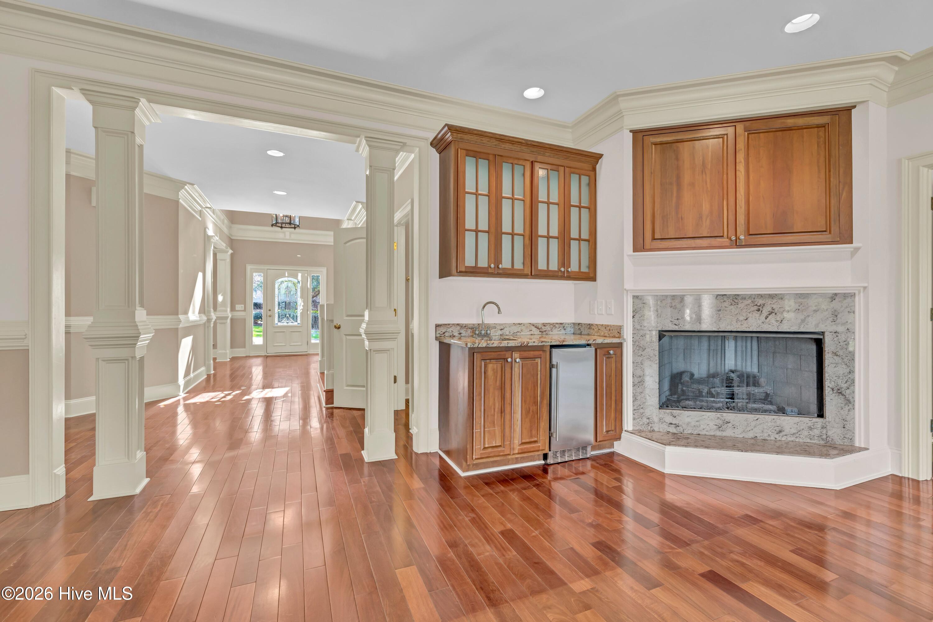 100556623 | Photo 21