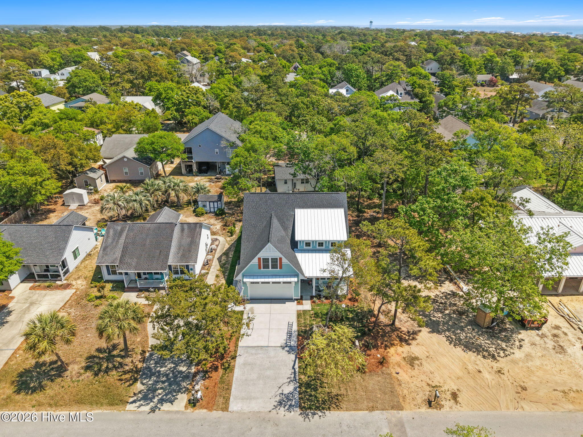 100546665 | Photo 72