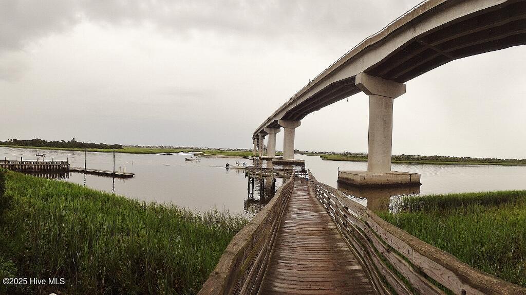 100529602 | Photo 97