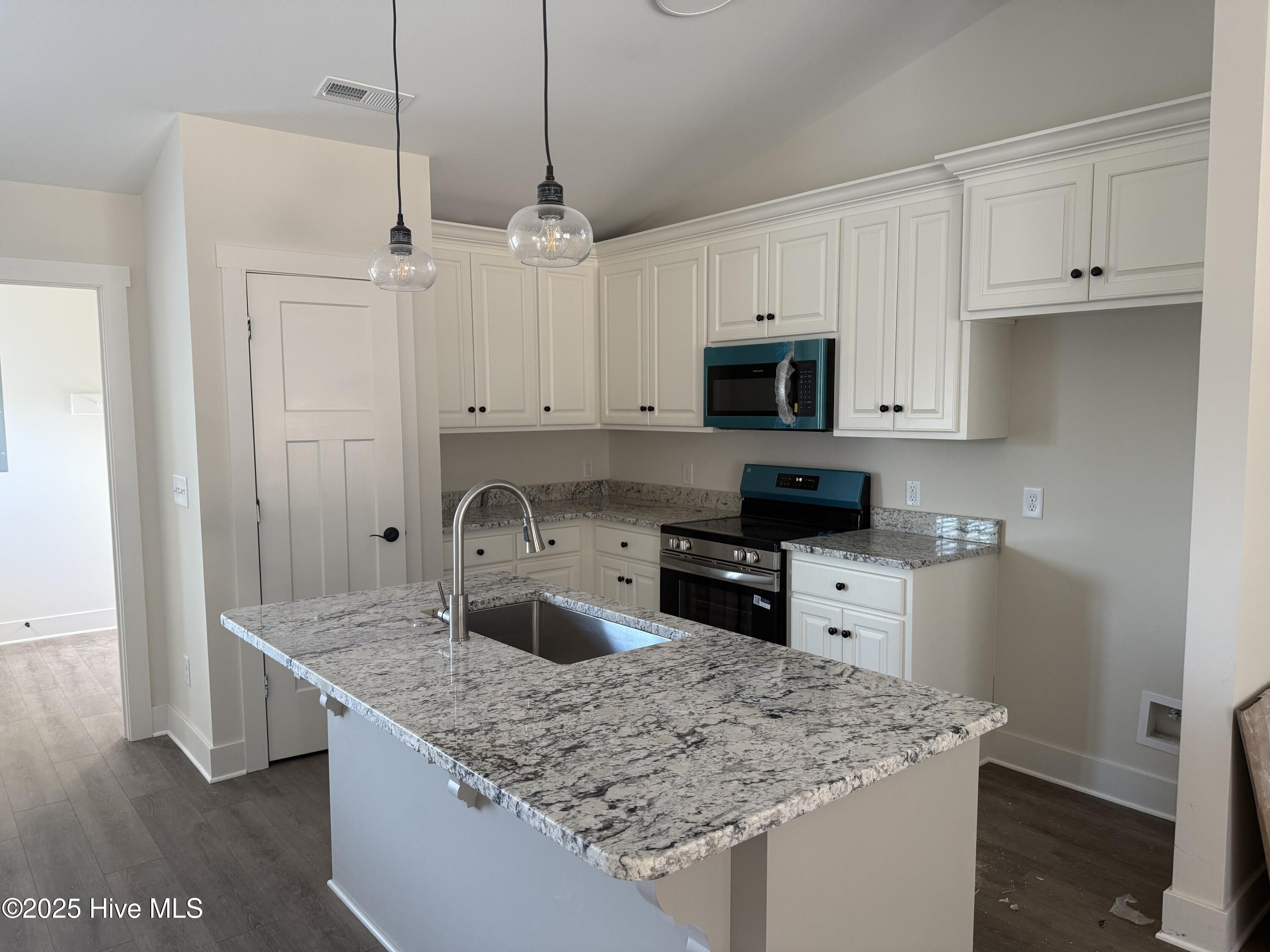 Homes for sale in Grifton, NC | 761 Wall St, Grifton, NC 28530 | MLS# 100530938