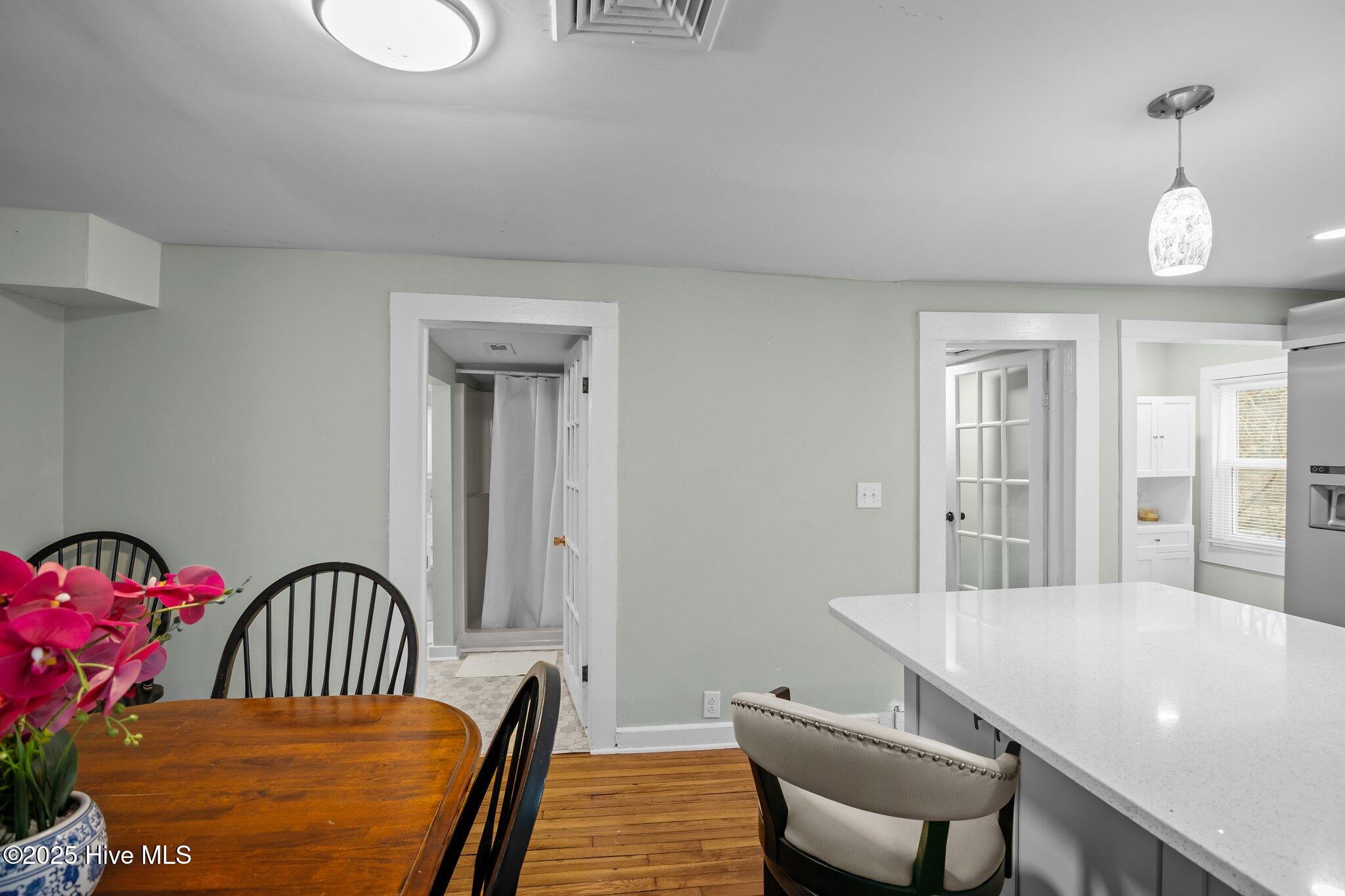 503 Hodges Street,Oriental