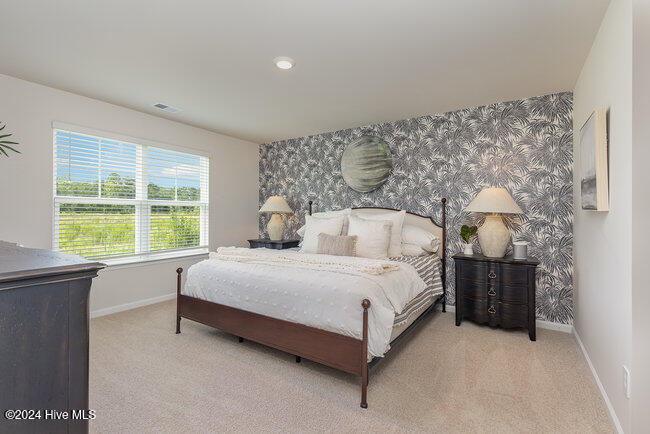 100562107 | Photo 11