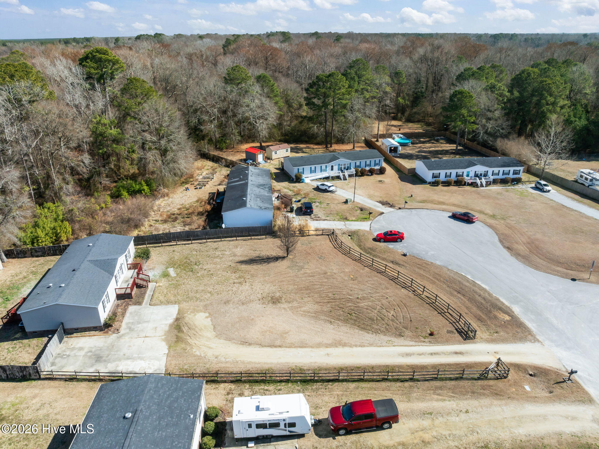 100555168 | Photo 46